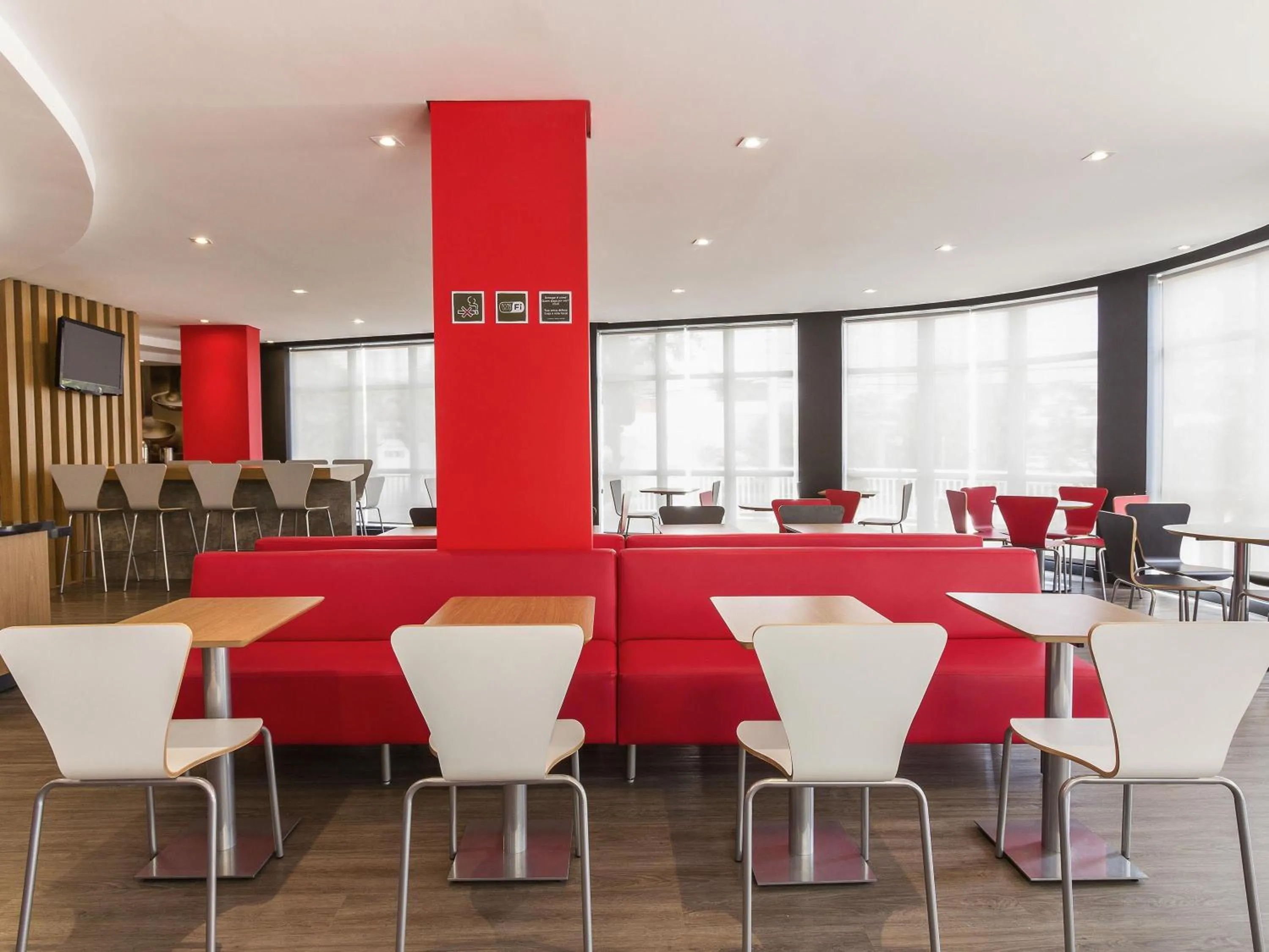Restaurant/places to eat in ibis Sao Jose dos Campos Colinas