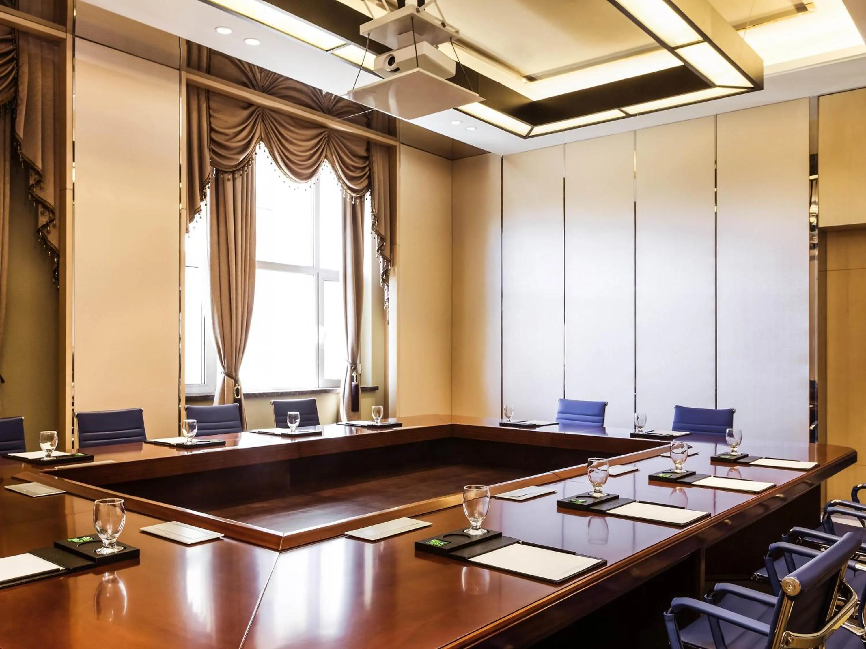 Meeting/conference room in Novotel Daqing Haofang