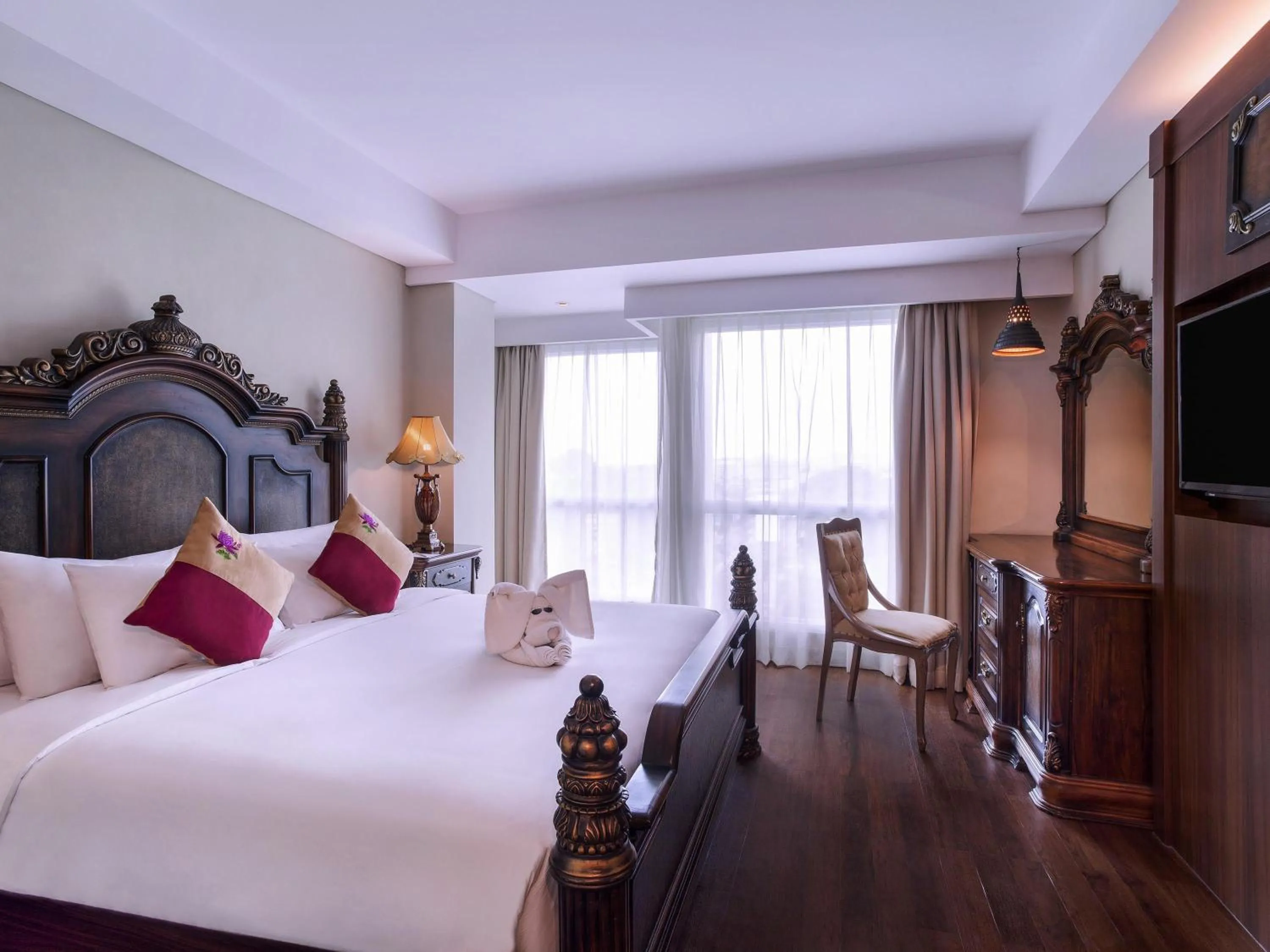 Bedroom, Bed in Grand Mercure Yogyakarta Adi Sucipto