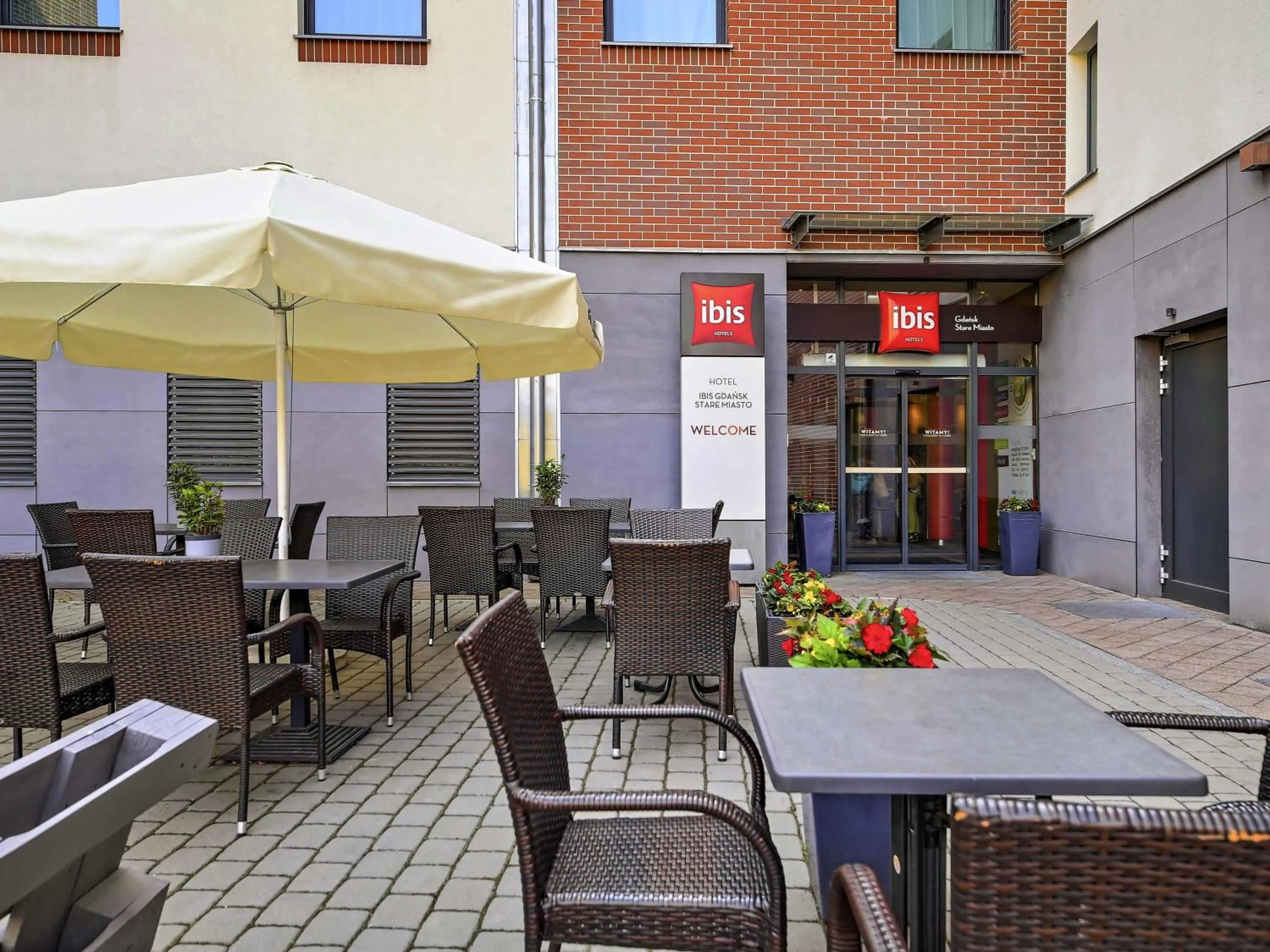 Restaurant/places to eat in Ibis Gdansk Stare Miasto