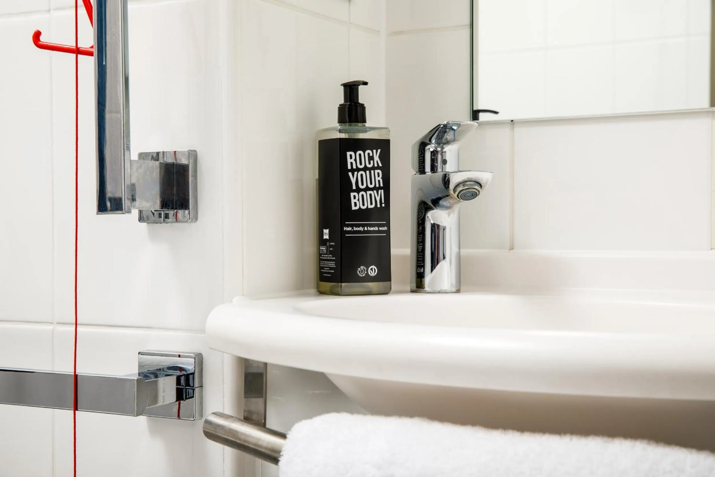 Shower in ibis Cambridge Central Station