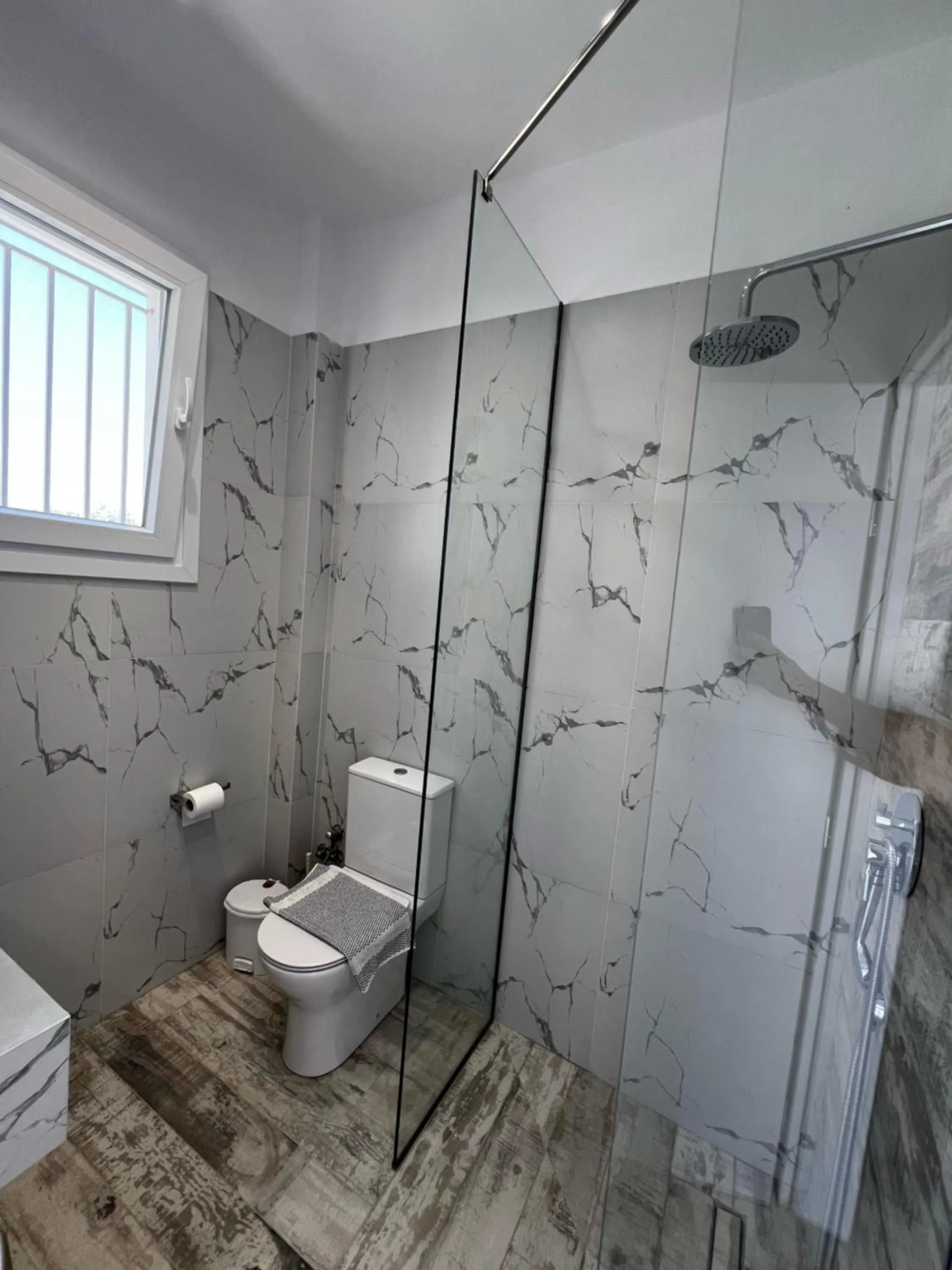 Shower in Three Seasons