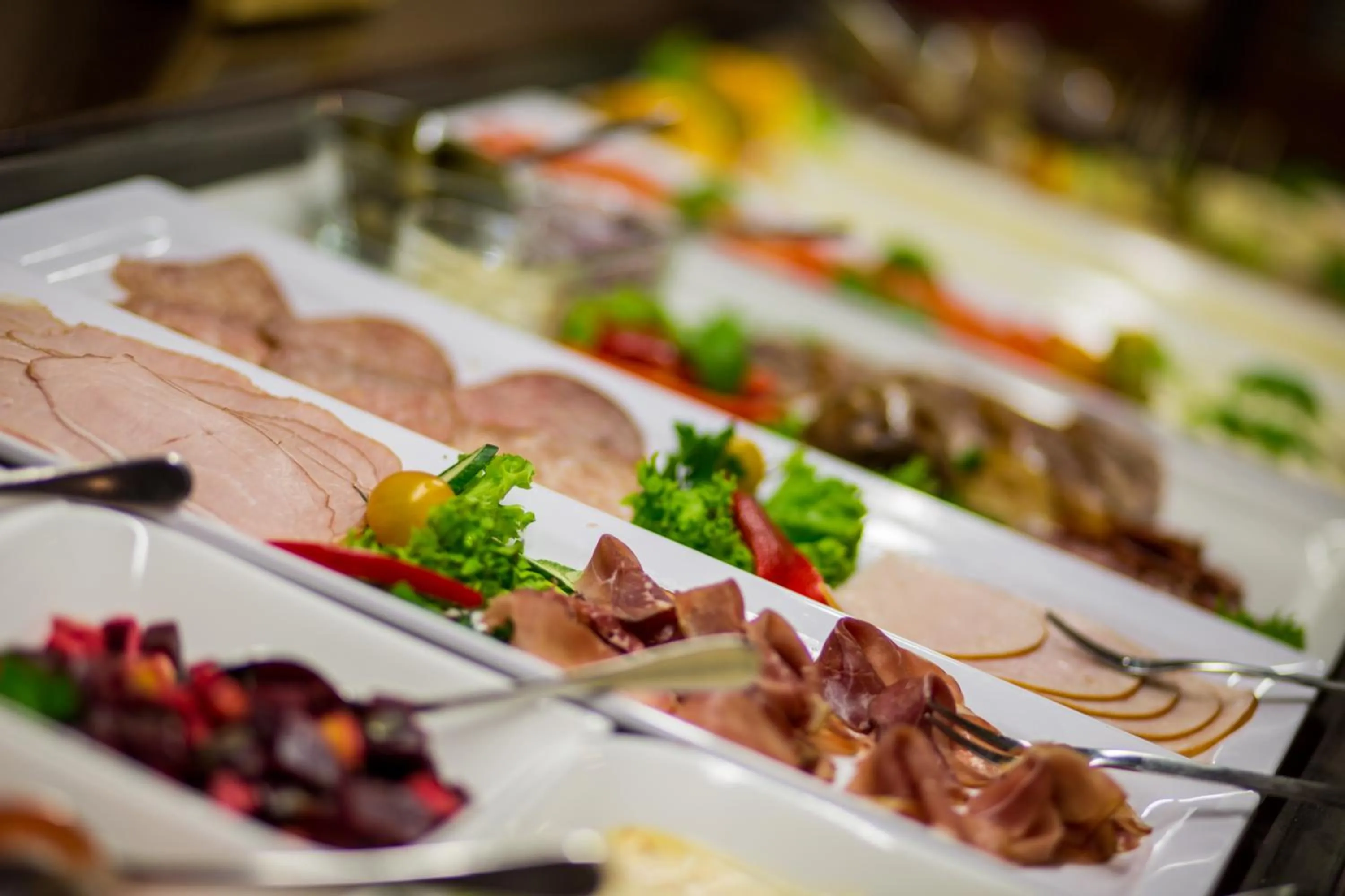 Buffet breakfast in Komfort-Hotel Katerberg