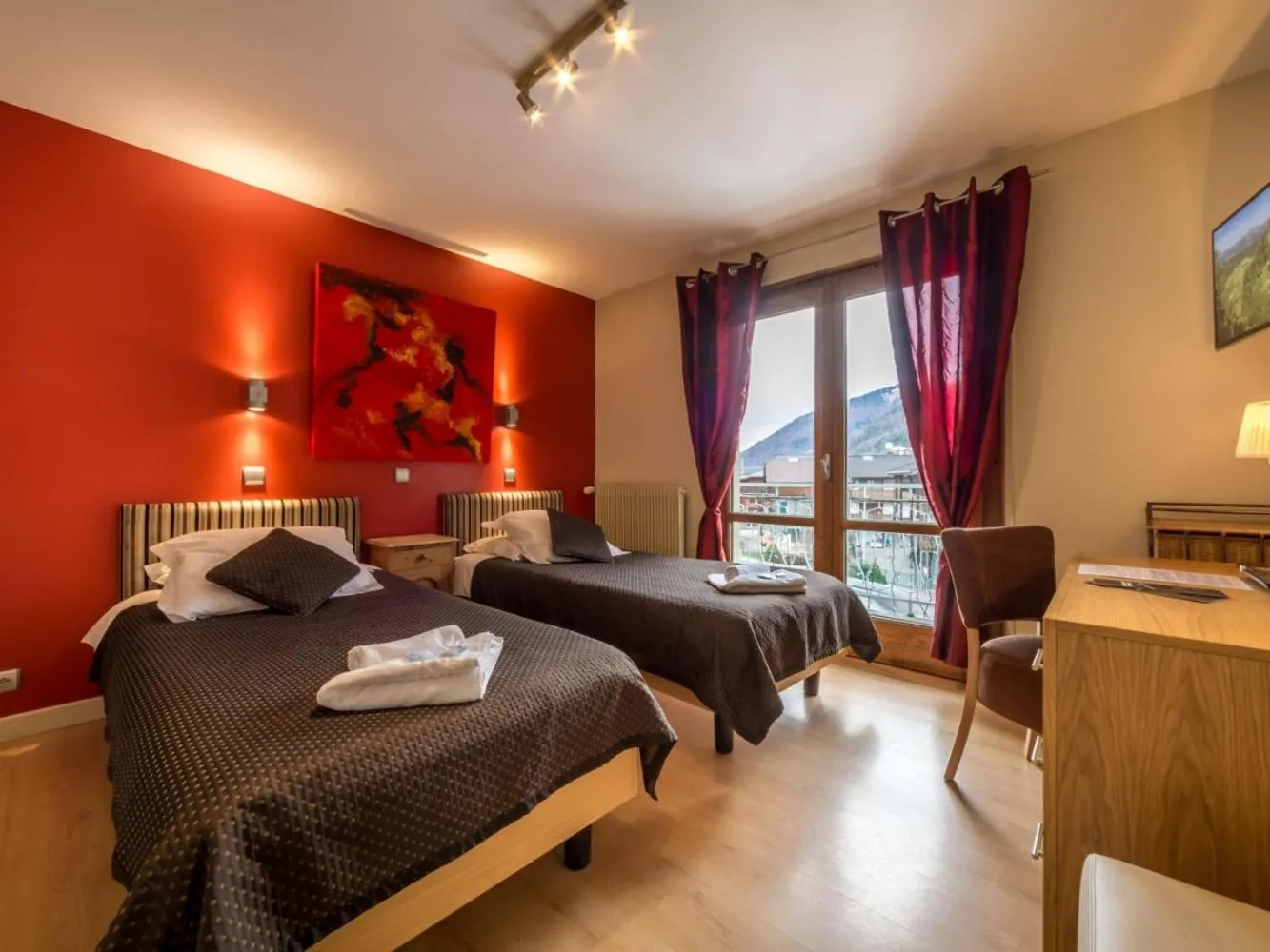 Standard Twin Room in Hotel Rhodos Morzine