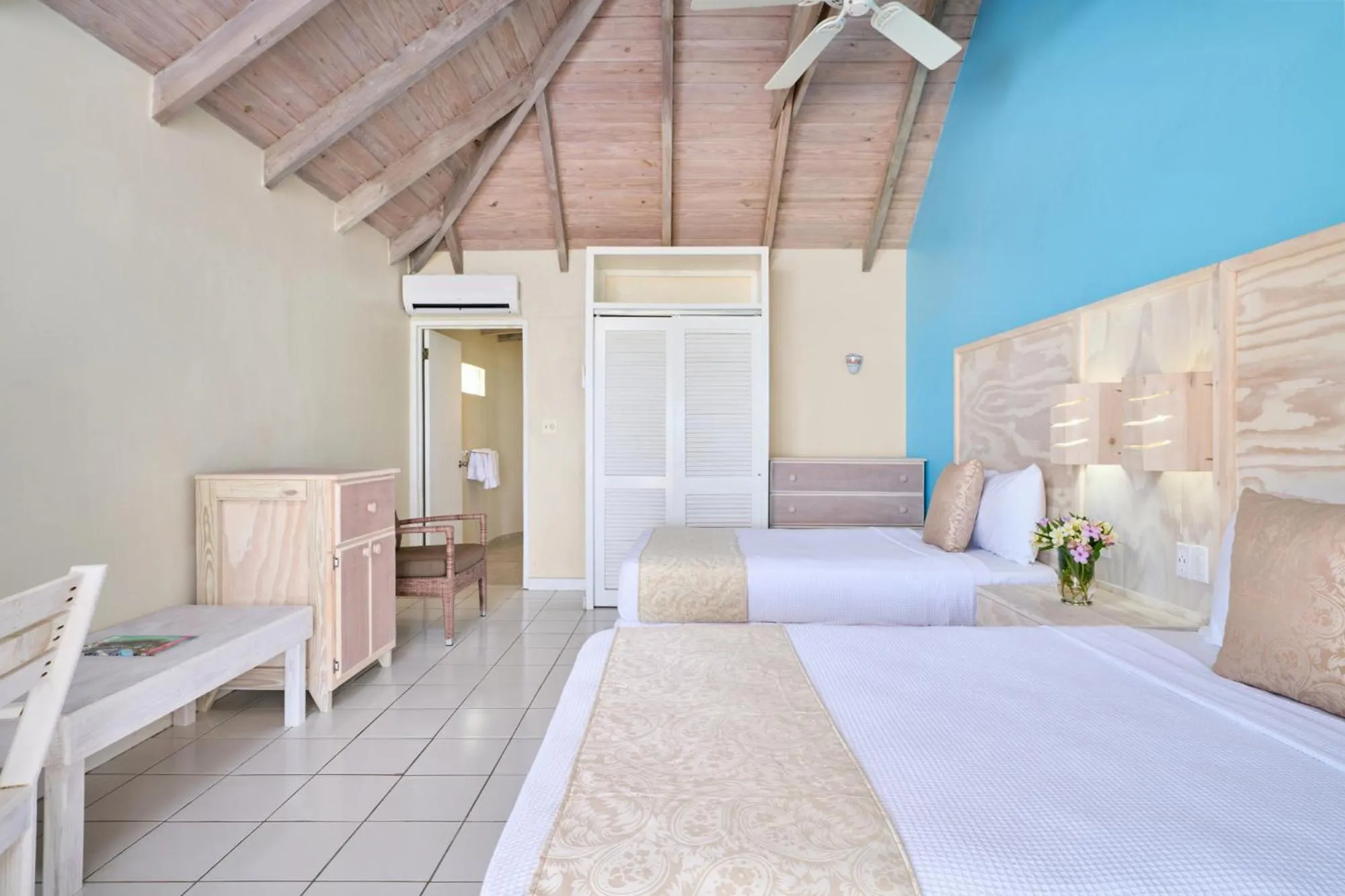 Bed in Hawksbill Resort Antigua - All Inclusive