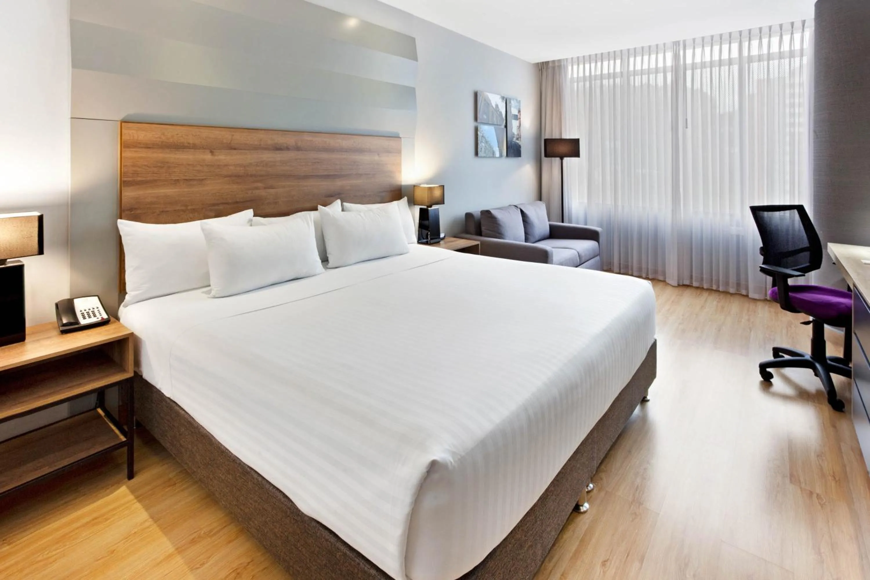 Bed in La Quinta by Wyndham Medellin