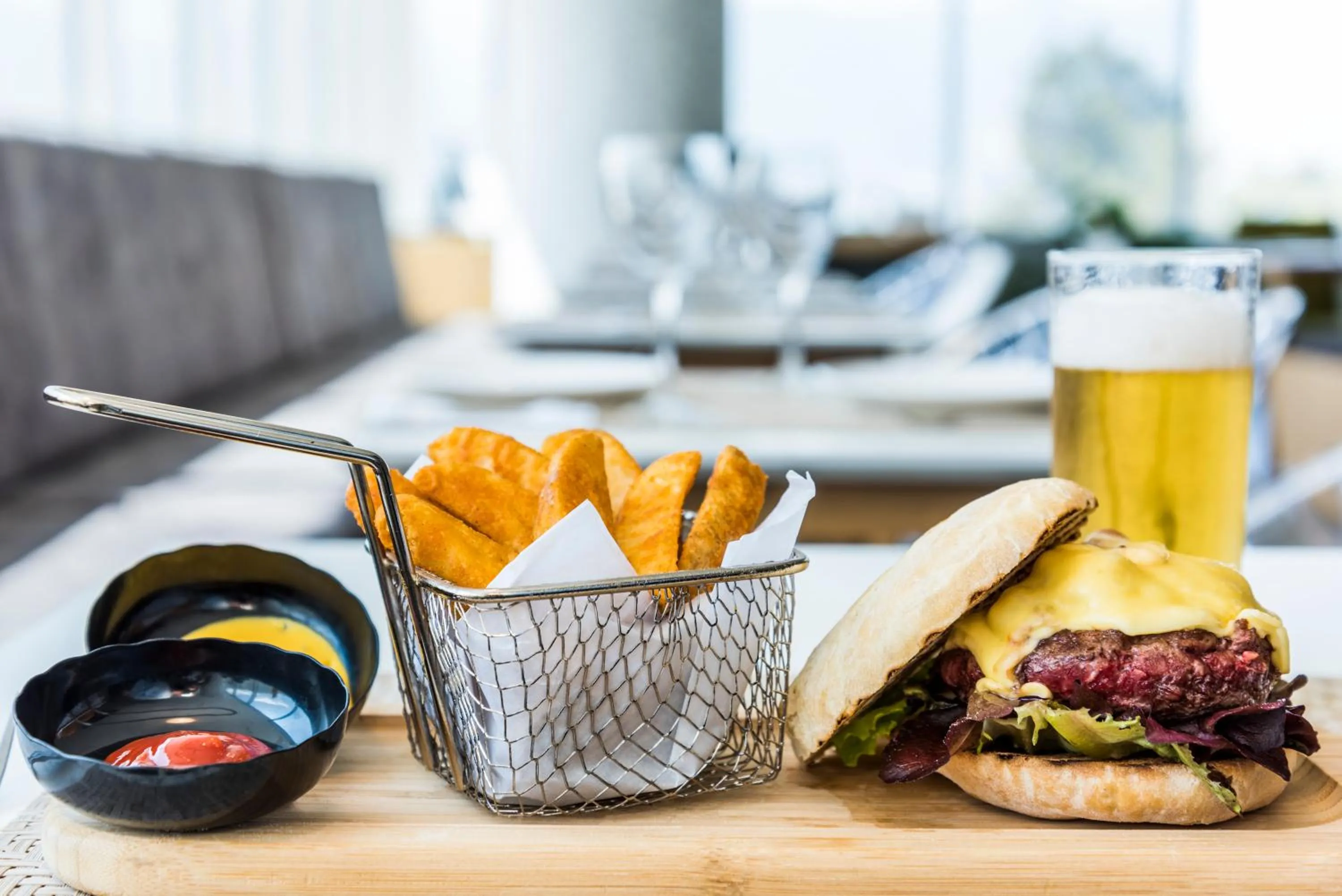 Food and drinks in La Quinta by Wyndham Medellin