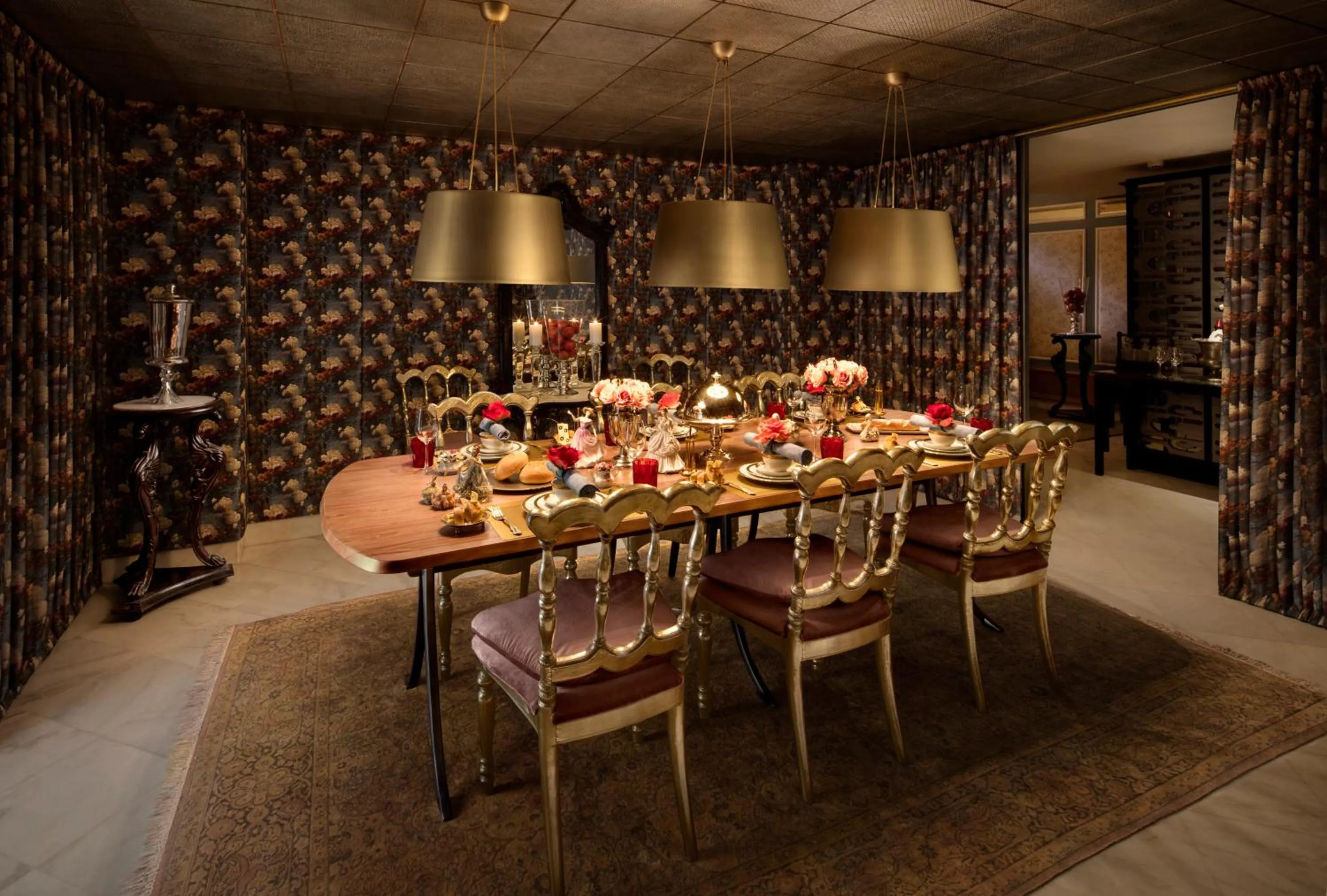 Restaurant/places to eat in Narendra Bhawan