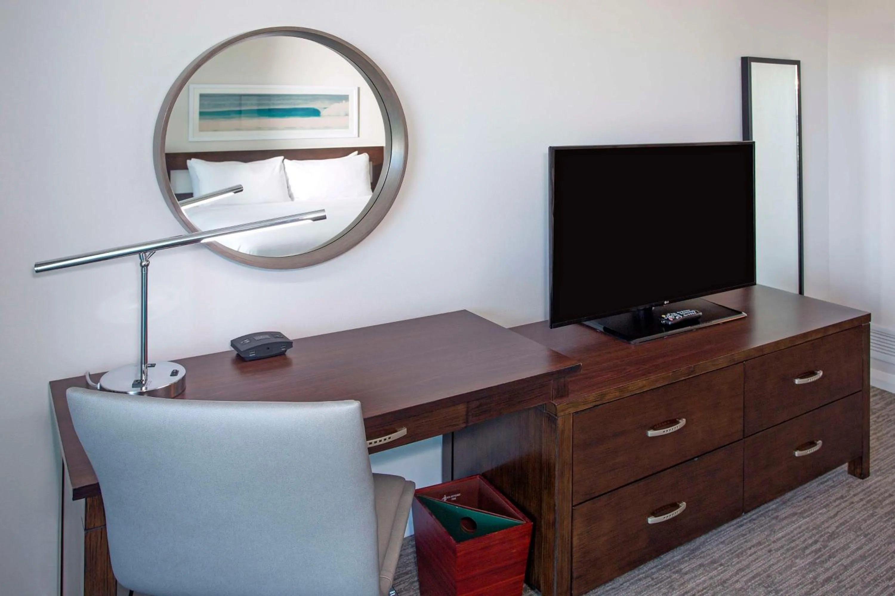 Bedroom in DoubleTree Resort Hollywood Beach