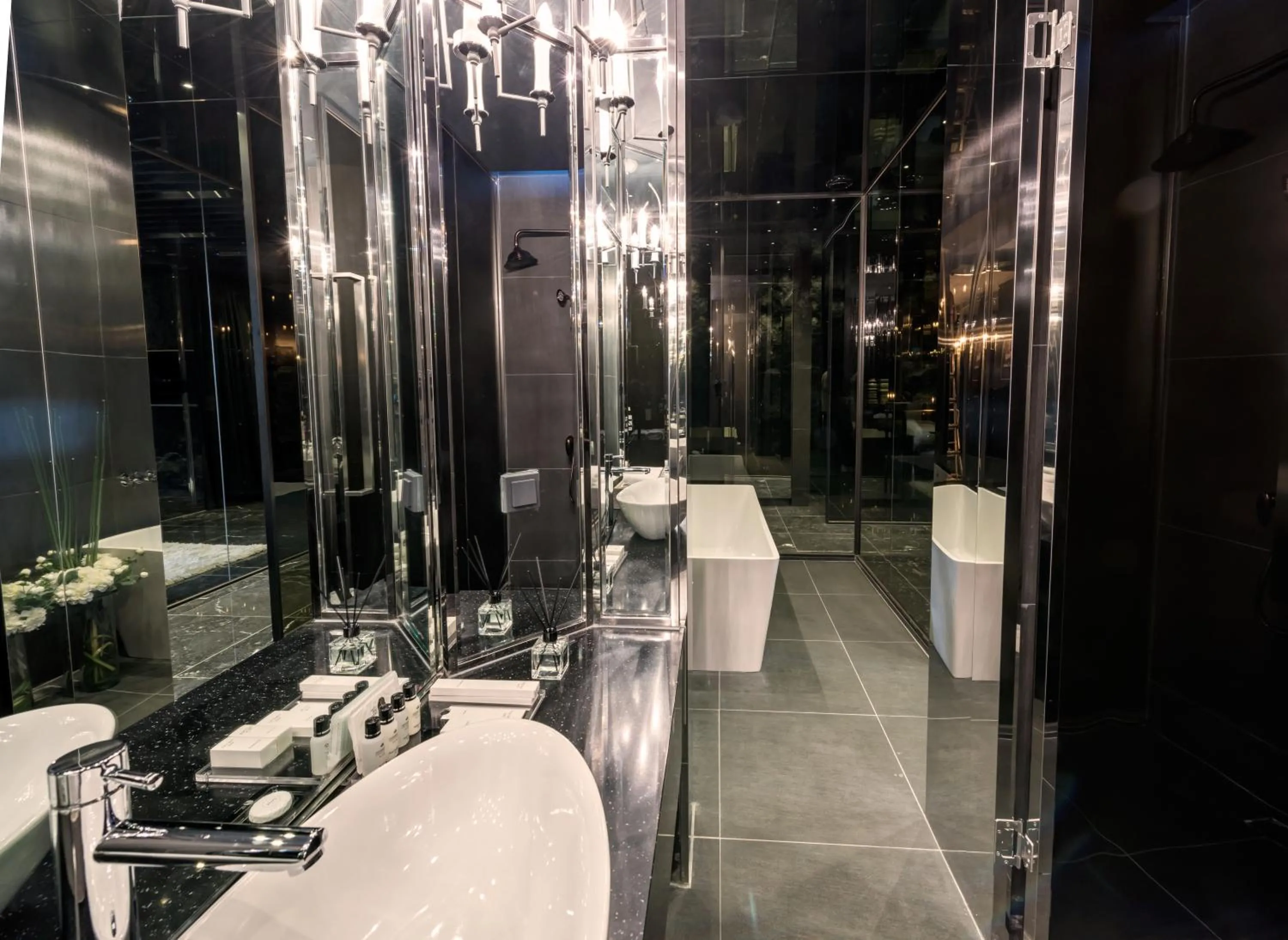 Bathroom in Hotel The Designers Kondae