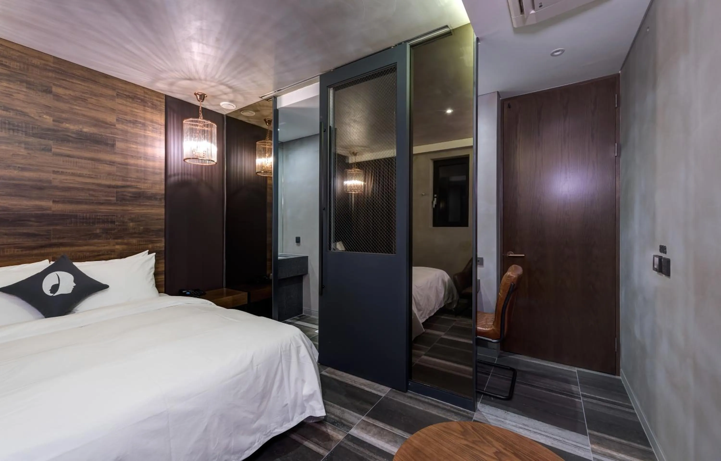 Photo of the whole room, Bed in Hotel The Designers Kondae