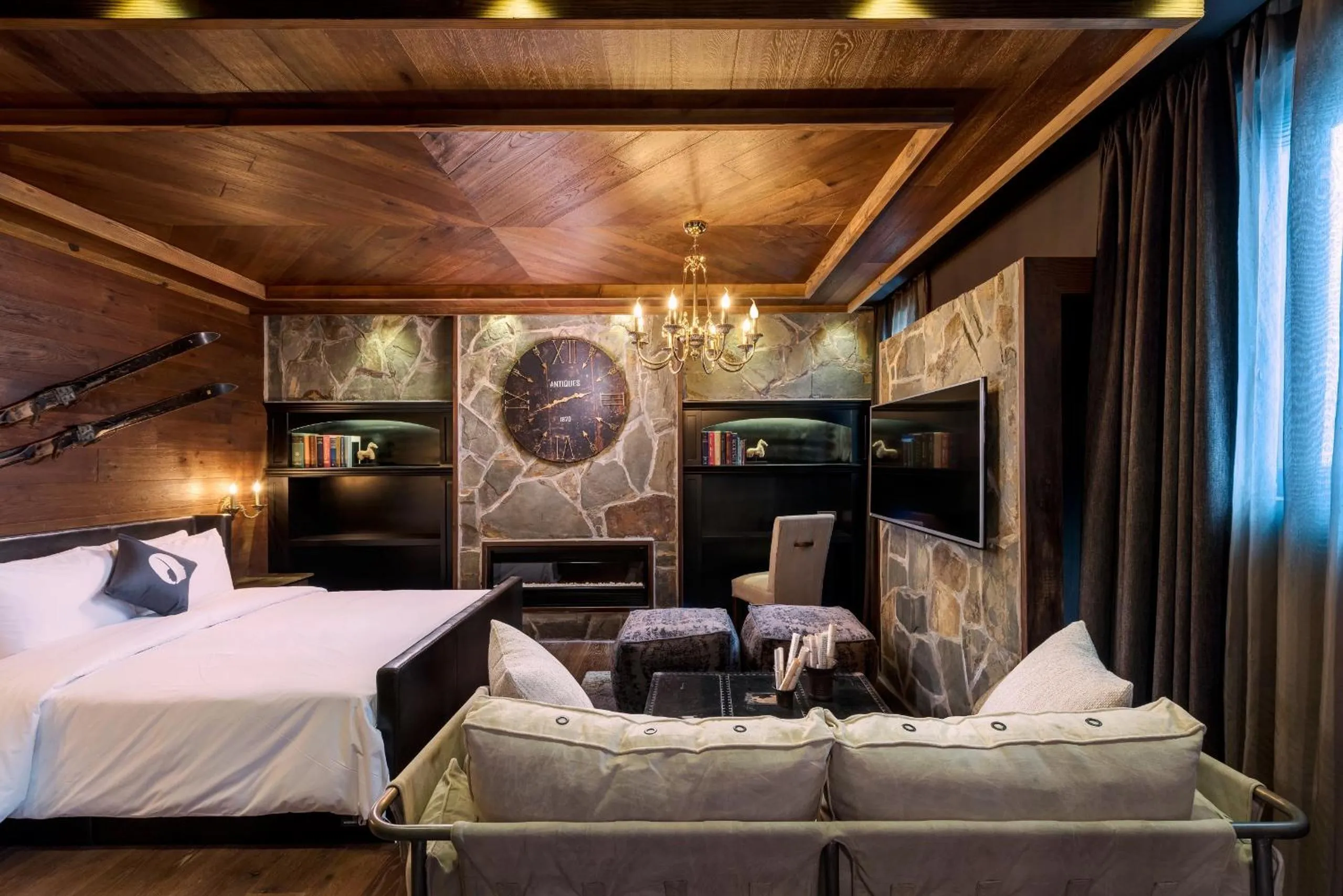 Photo of the whole room, Bed in Hotel The Designers Kondae