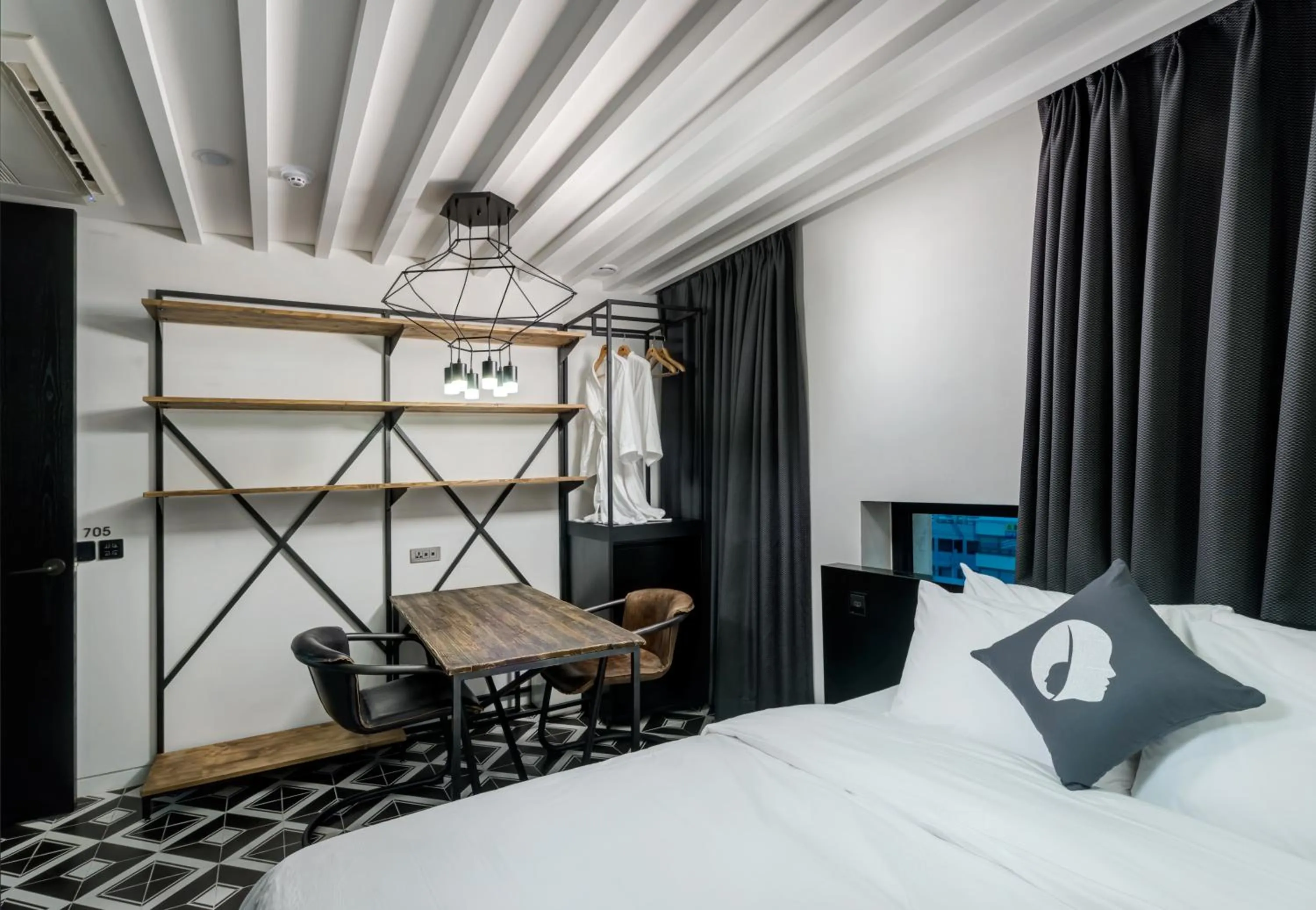 Photo of the whole room, Bed in Hotel The Designers Kondae