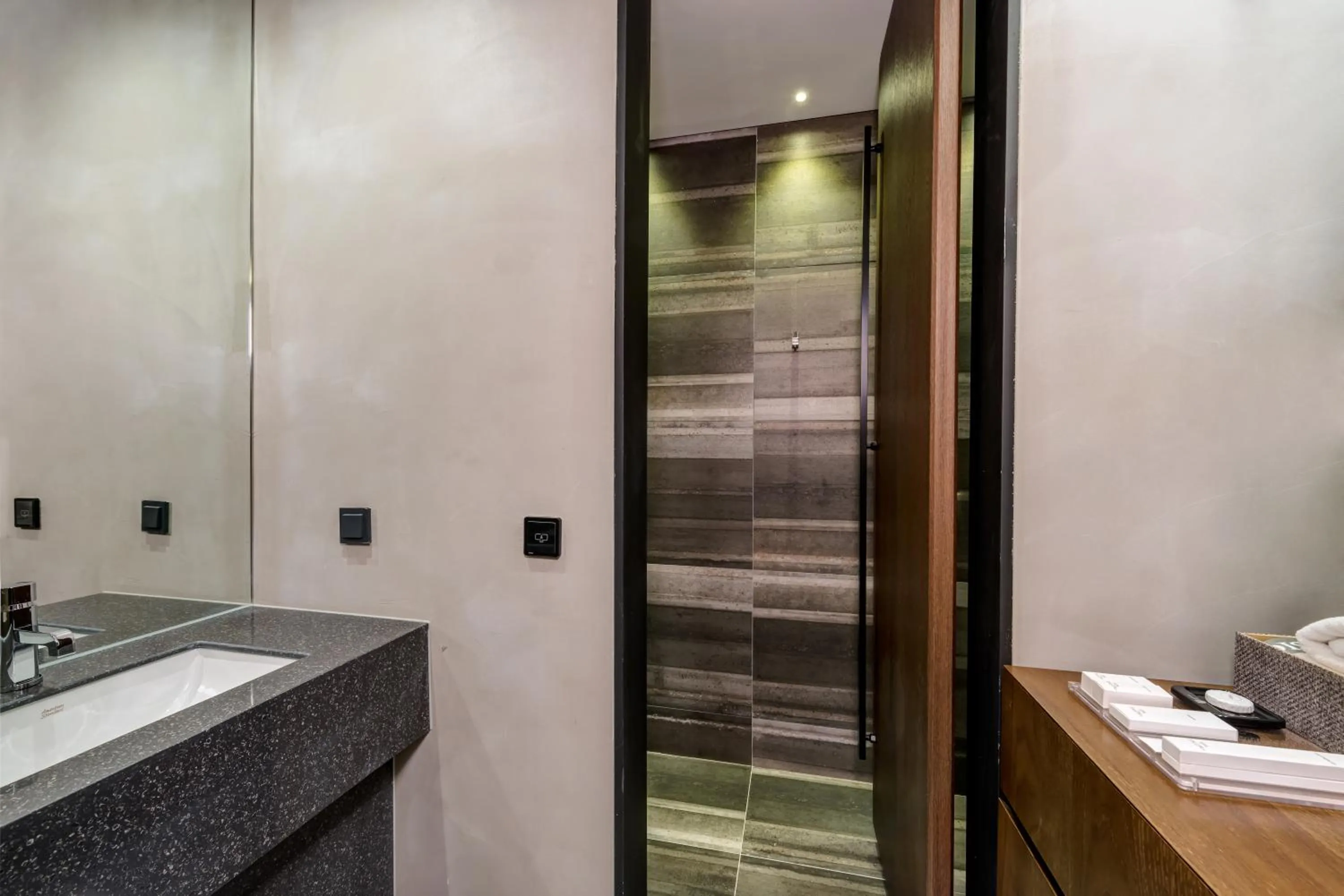 Bathroom in Hotel The Designers Kondae