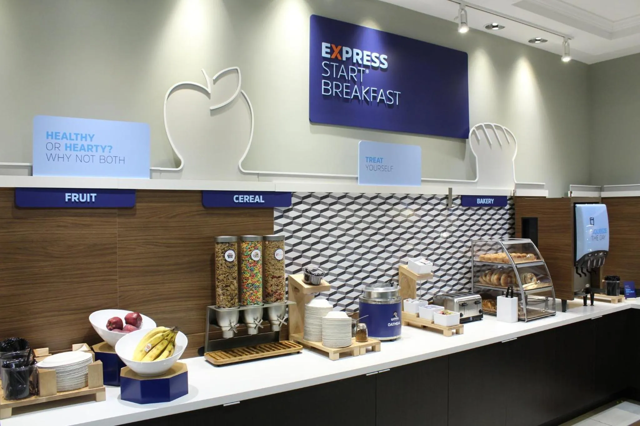 Breakfast in Holiday Inn Express Hotel & Suites Napa Valley-American Canyon by IHG