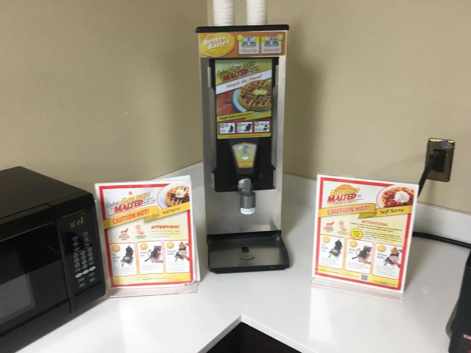 Breakfast in Super 8 by Wyndham Bedford DFW Airport West