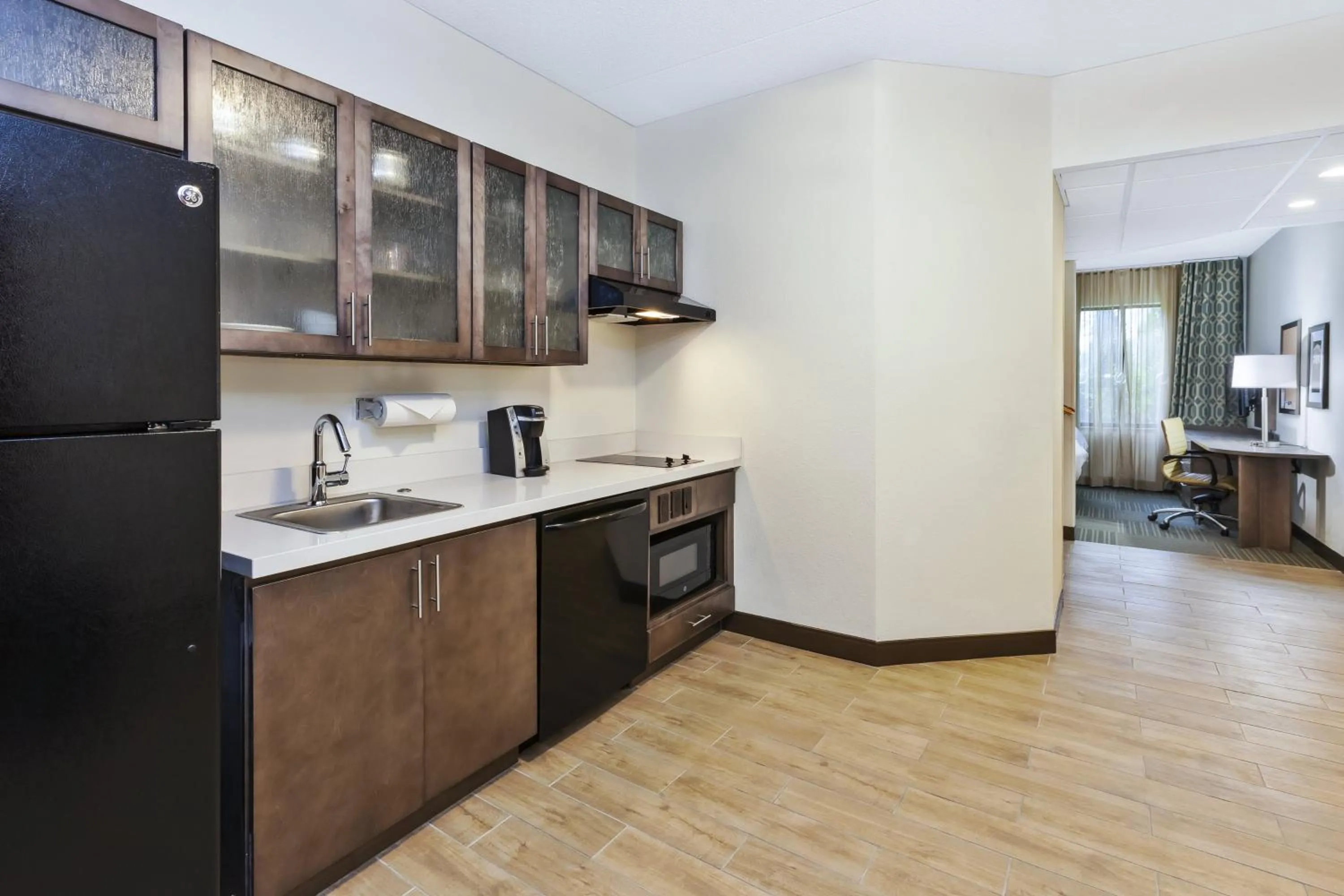 Bedroom in Candlewood Suites Grand Rapids Airport by IHG