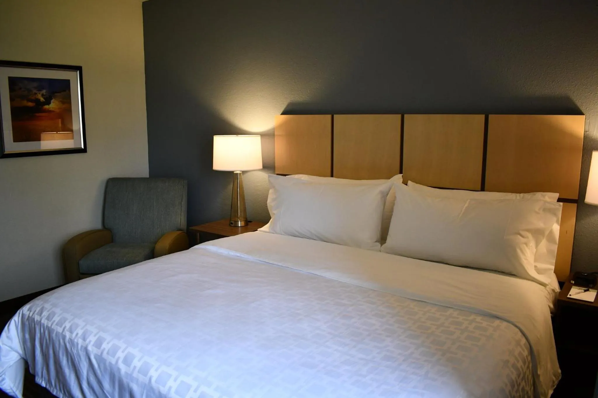 Photo of the whole room, Bed in Candlewood Suites Grand Rapids Airport by IHG