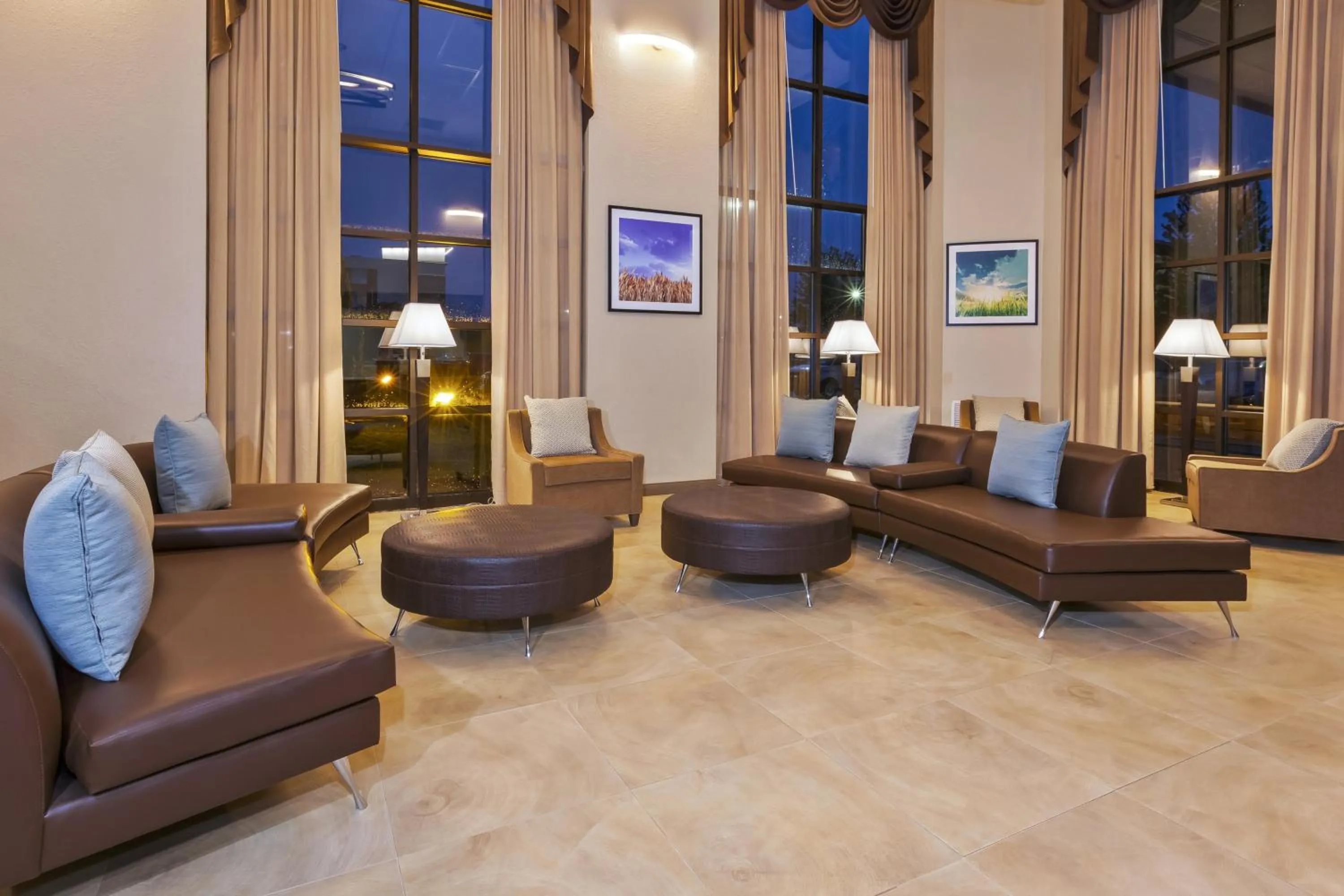 Property building in Candlewood Suites Grand Rapids Airport by IHG