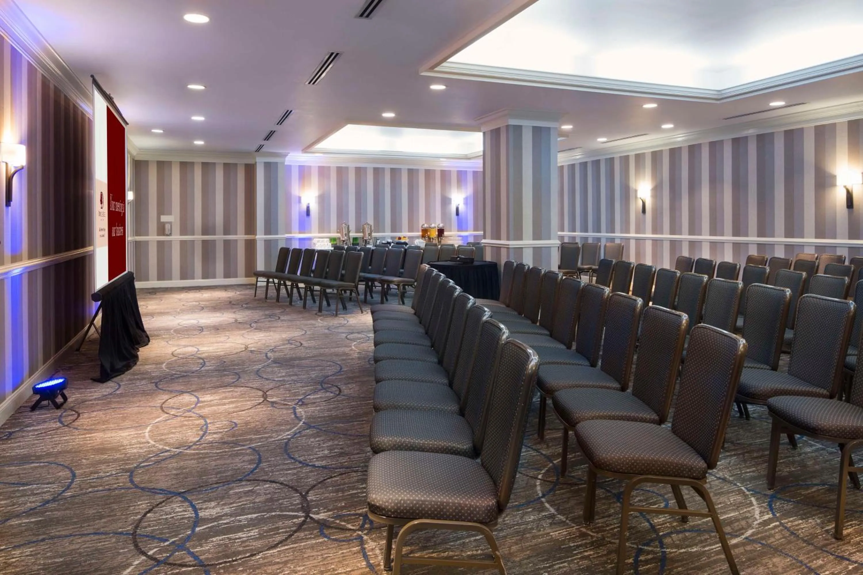 Meeting/conference room in DoubleTree by Hilton Jacksonville Riverfront, FL