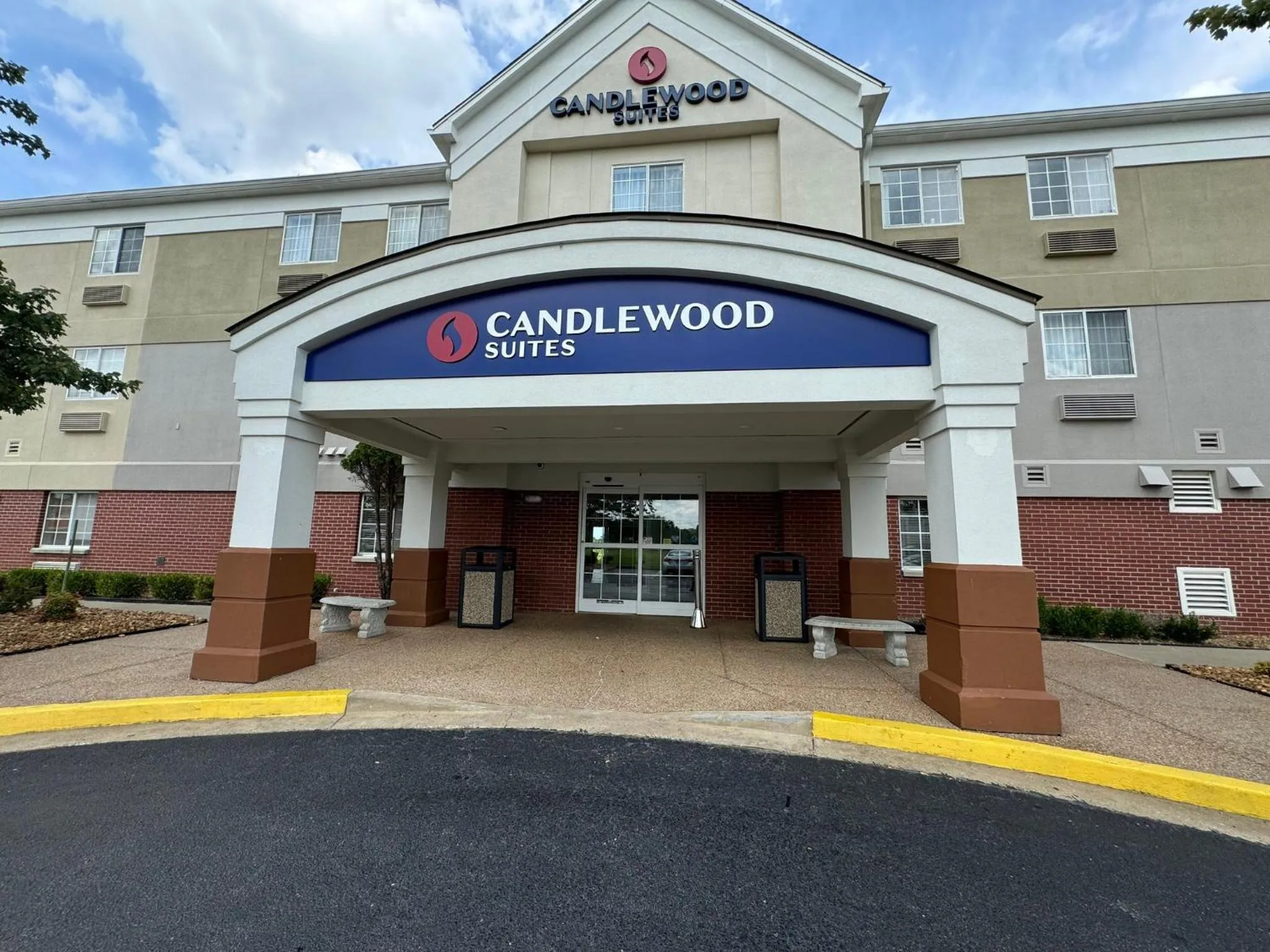 Property building in Candlewood Suites Olive Branch by IHG
