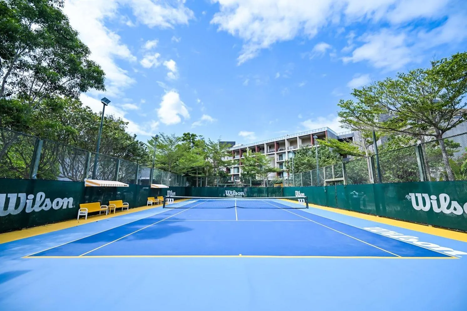 Tennis court in Marriott Resort Xiangshui Bay