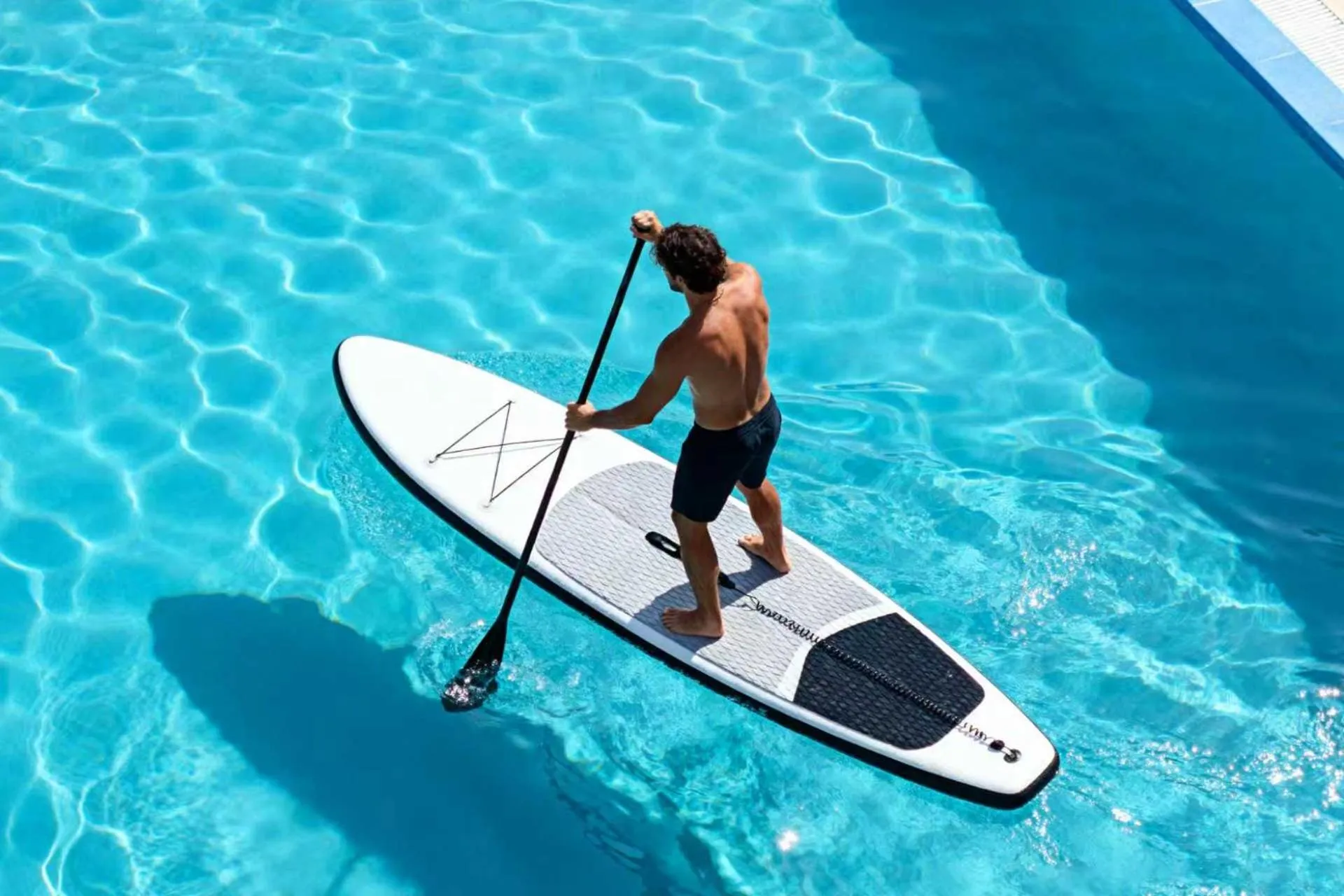 Swimming pool in Marriott Resort Xiangshui Bay
