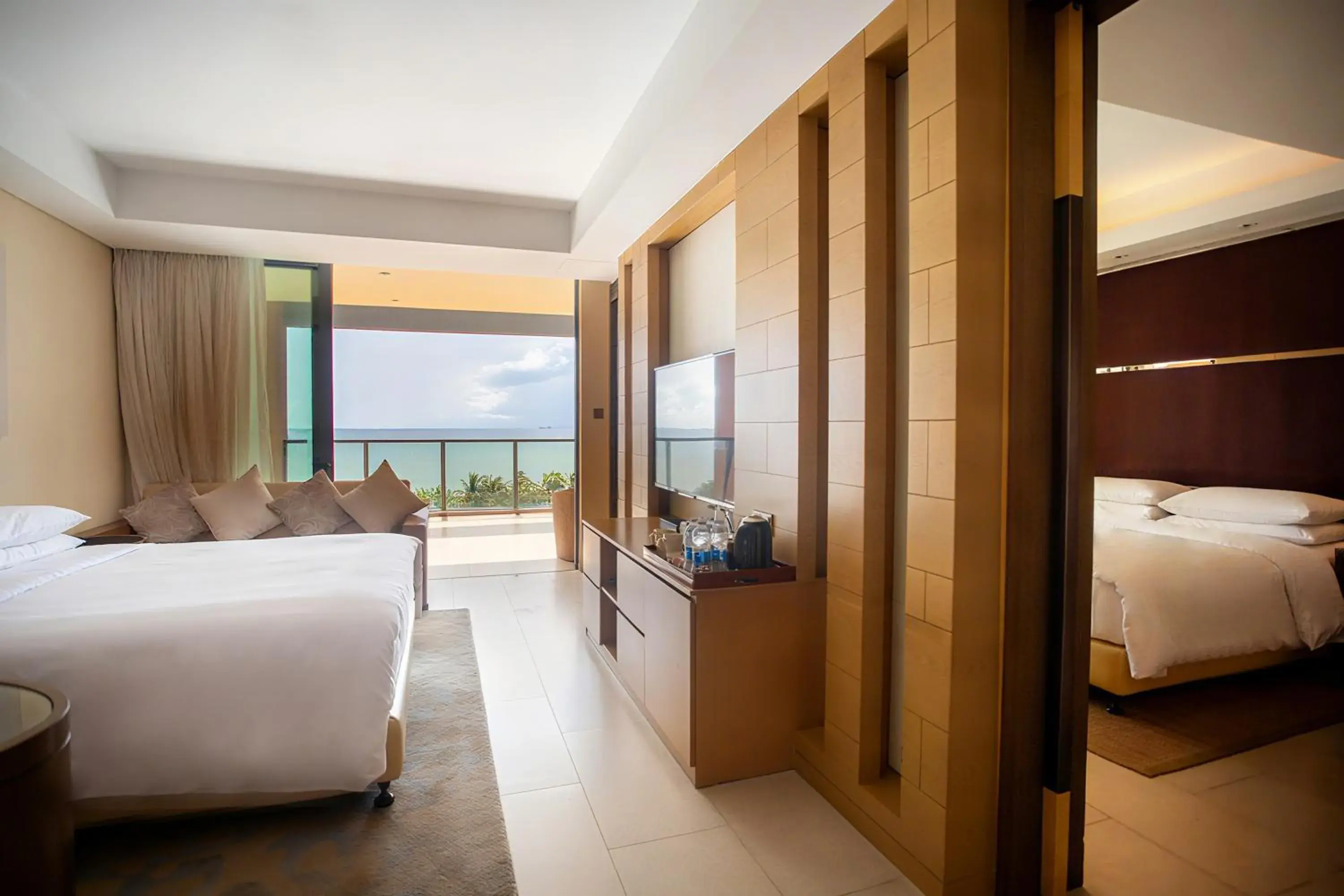 Two-Bedroom Family King Suite with Balcony in Marriott Resort Xiangshui Bay Two-Bedroom Family King Suite with Balcony in Marriott Resort Xiangshui Bay