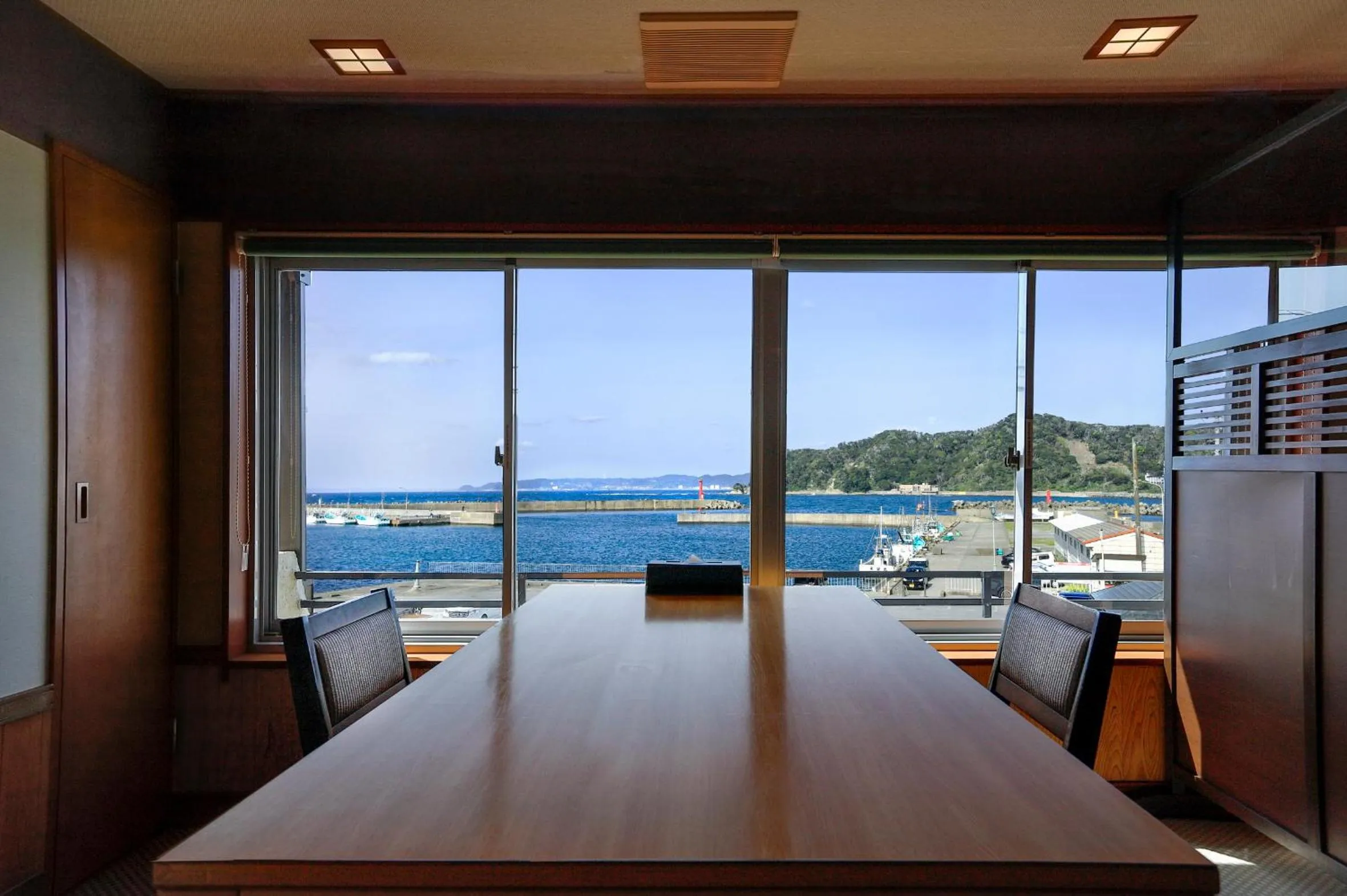 Restaurant/places to eat in Uminoniwa