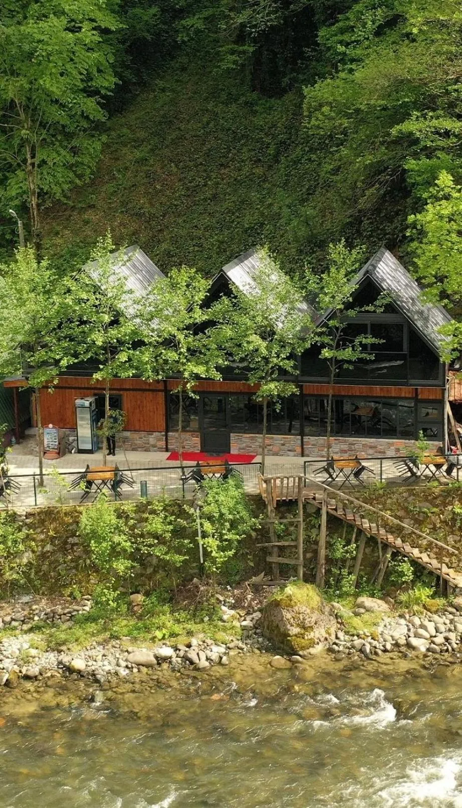 River view in Tanura Bungalows