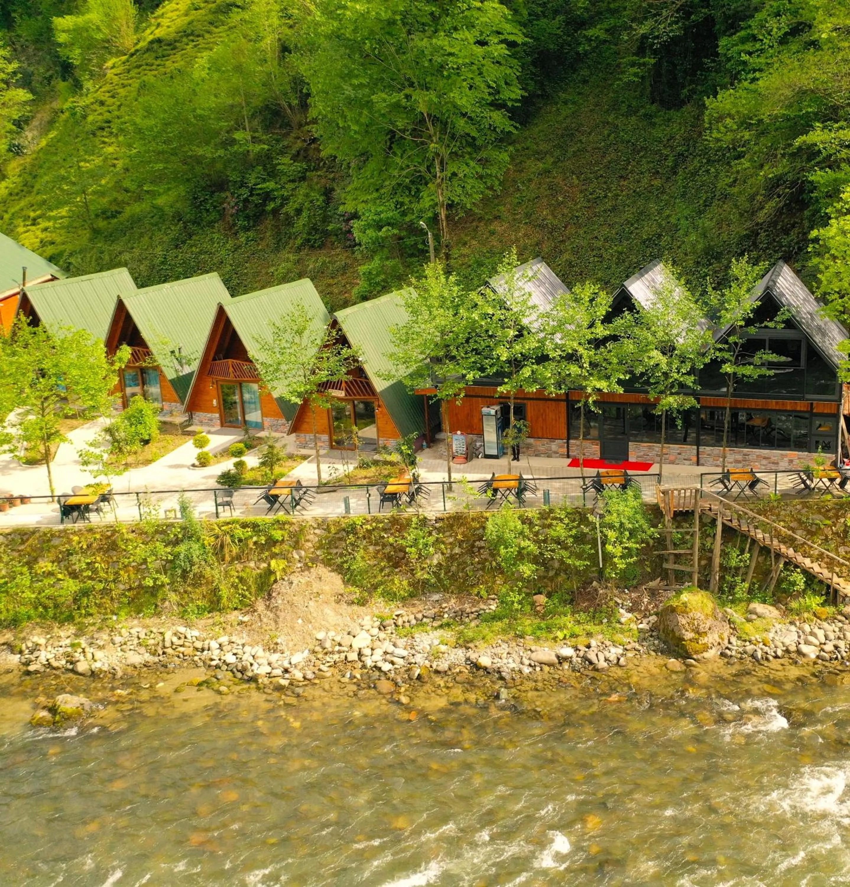 River view in Tanura Bungalows