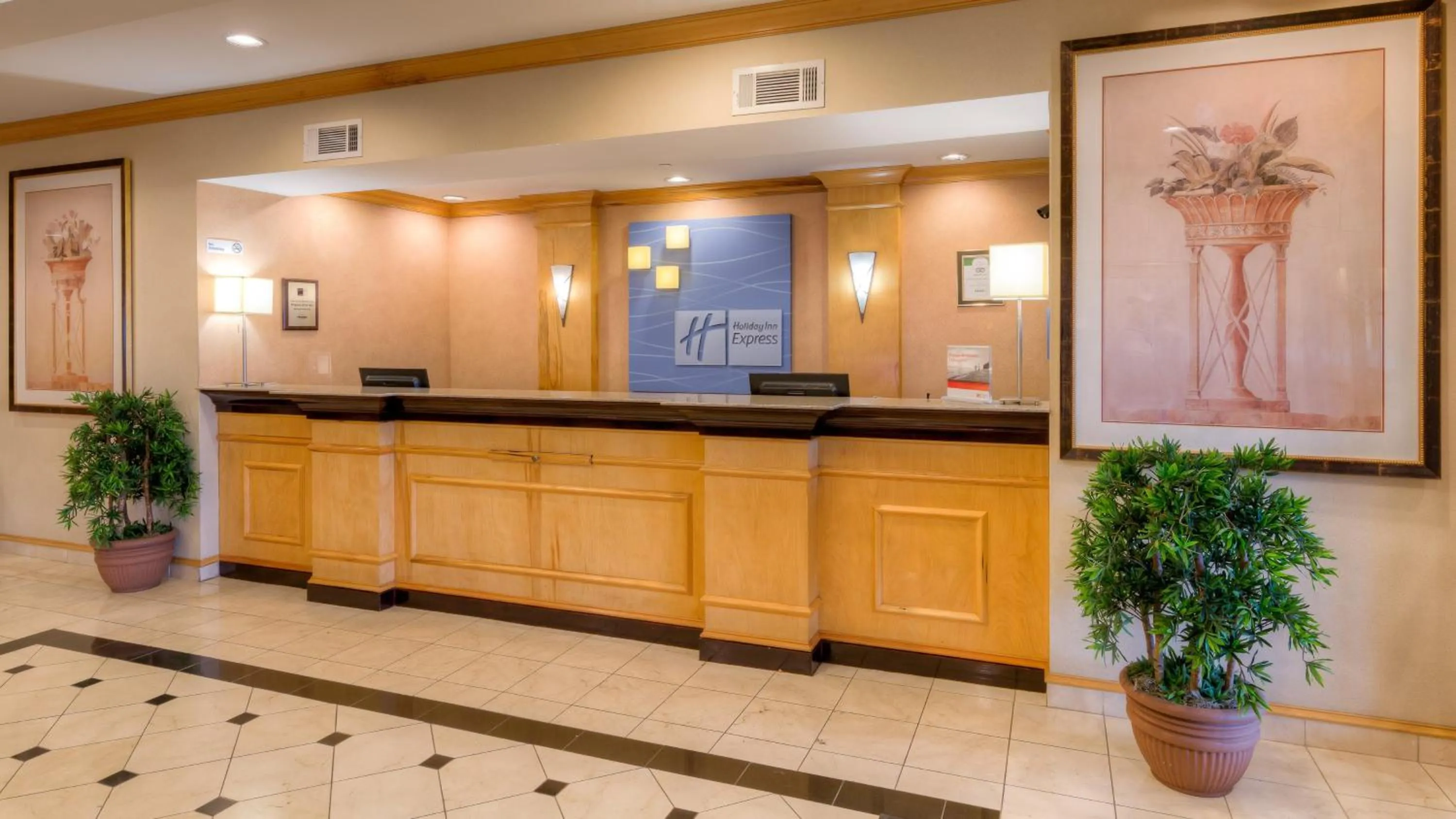 Property building in Holiday Inn Express Hotel & Suites Memphis Southwind by IHG