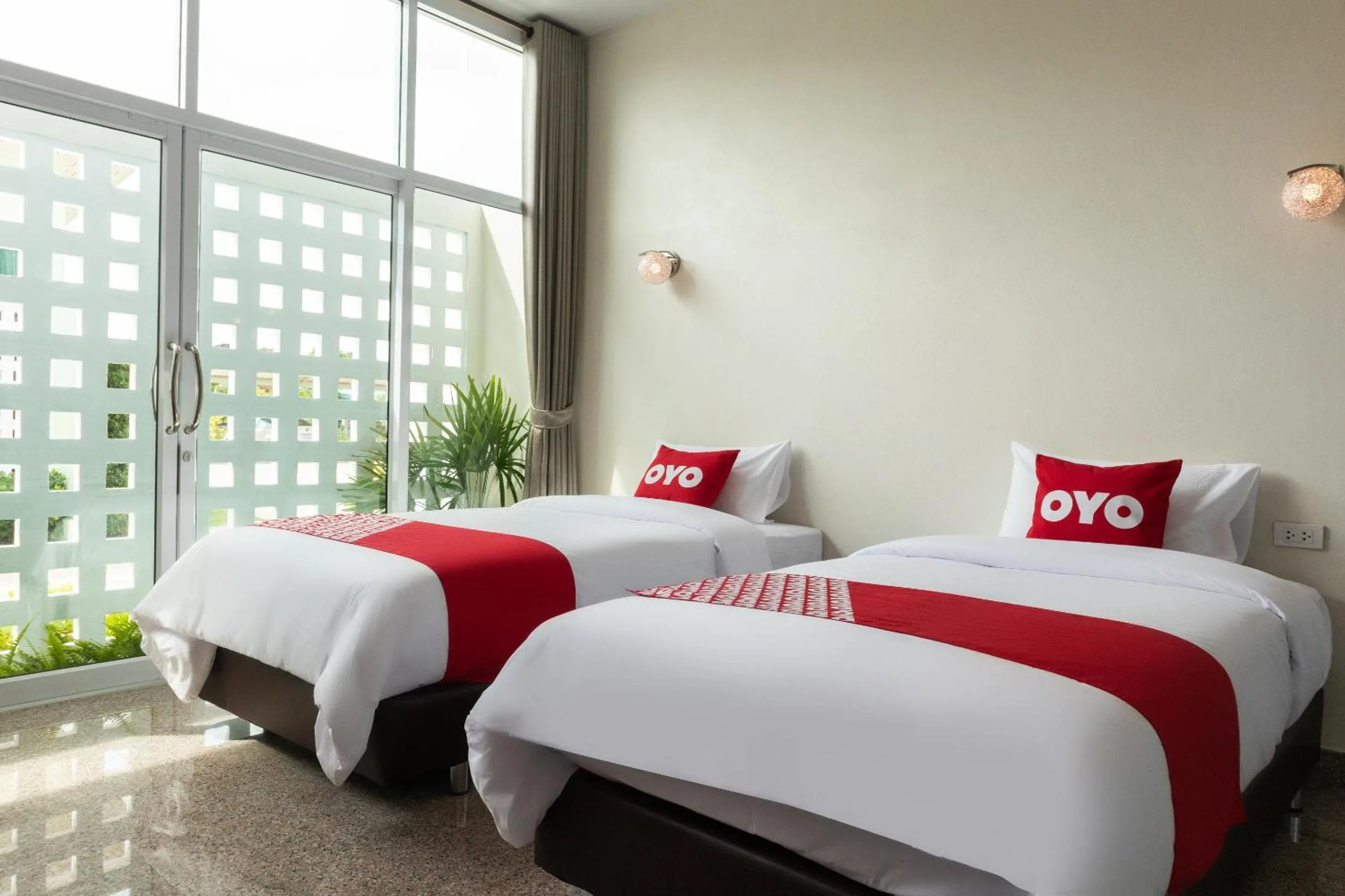 Bedroom in Sabai Palace