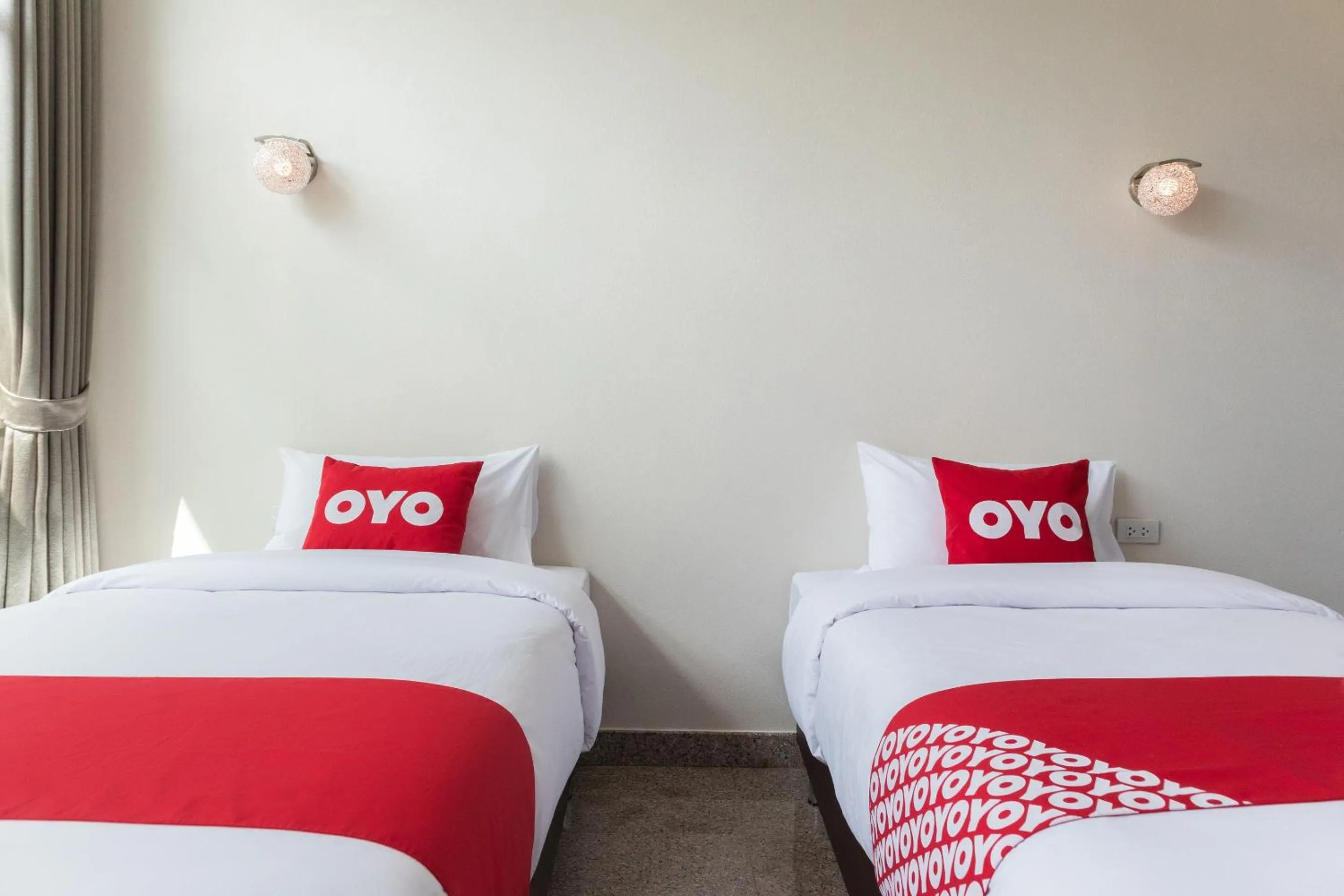 Bedroom in Sabai Palace