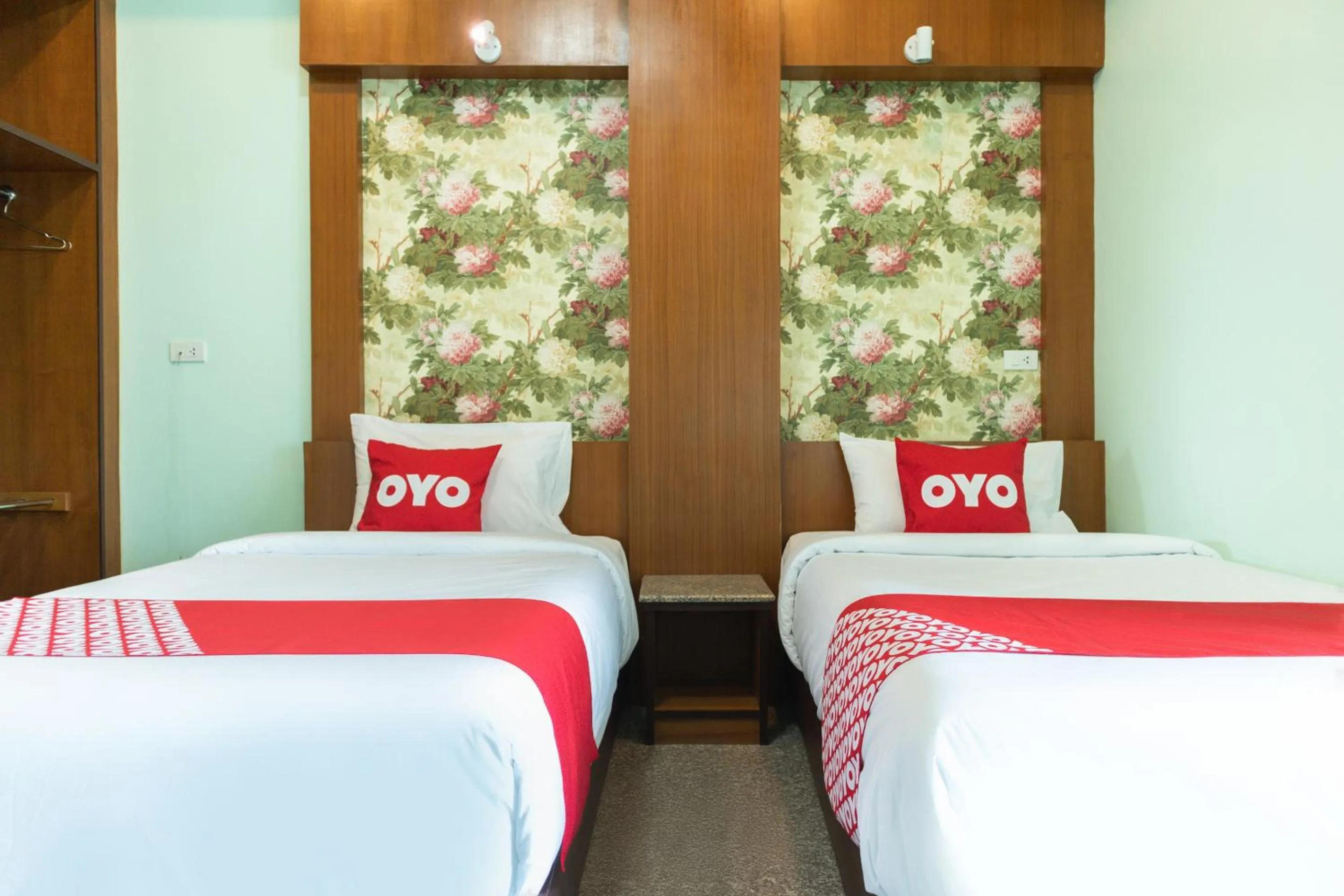 Bedroom in Sabai Palace