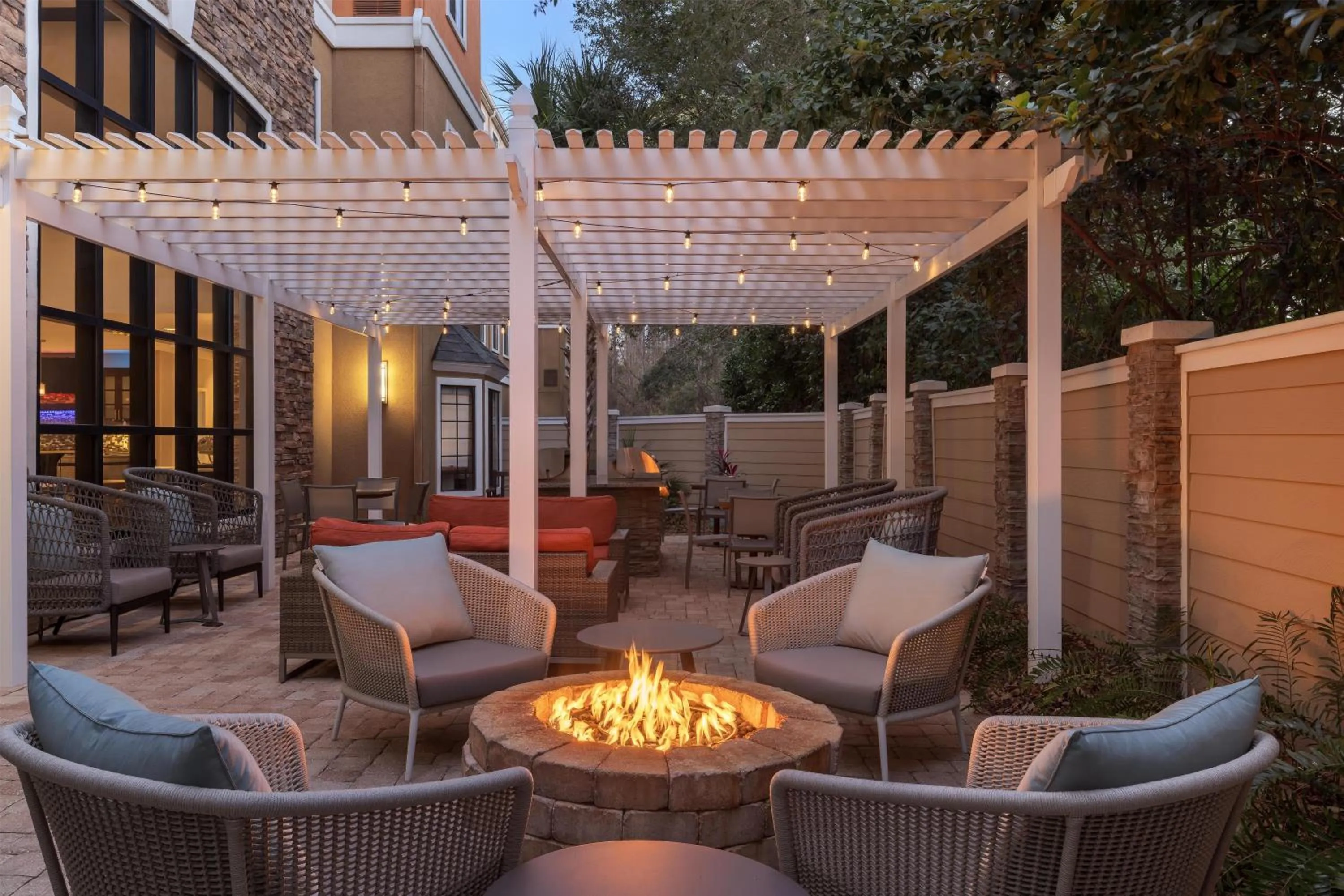 Homewood Suites Jacksonville Deerwood Park