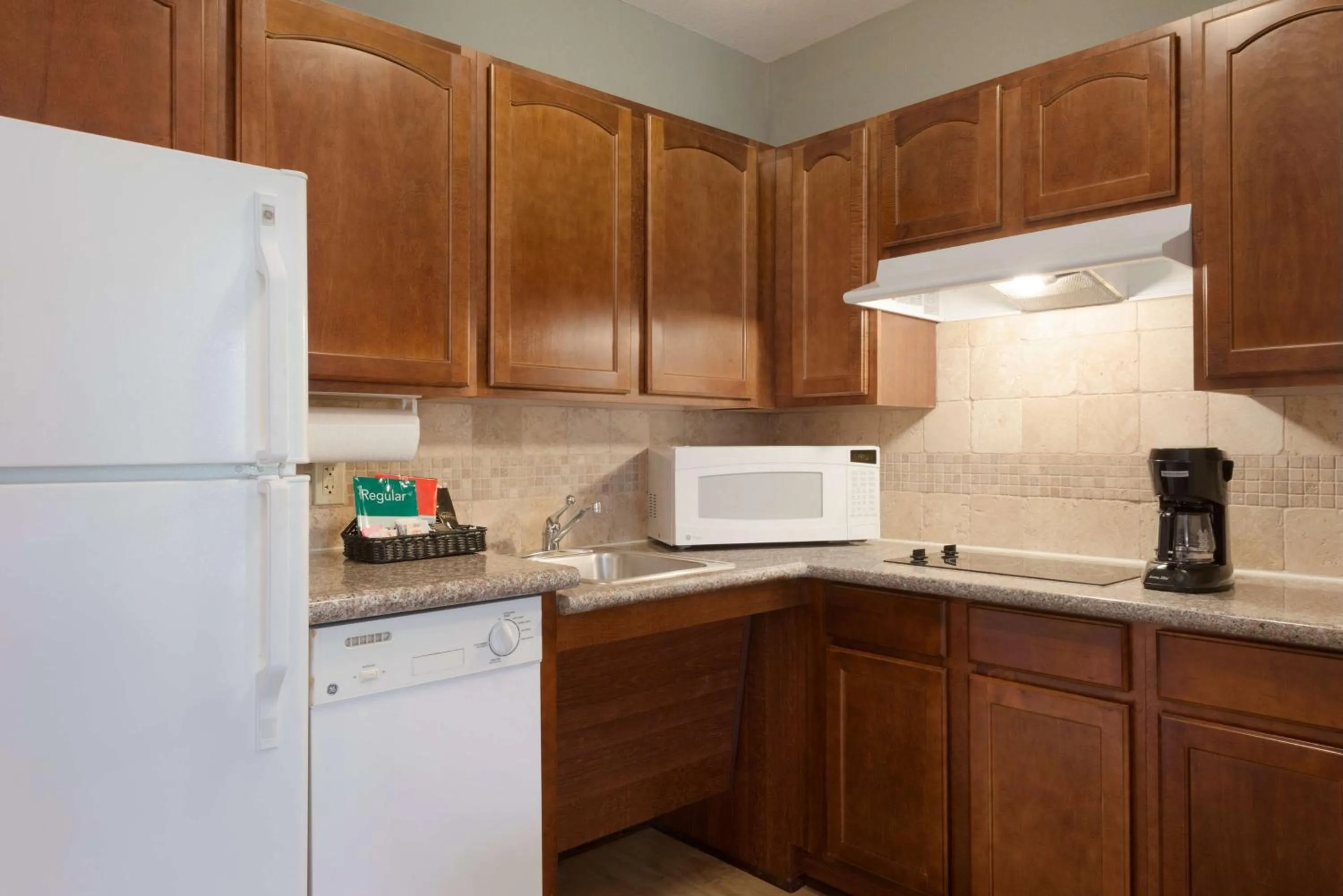 Bed in Homewood Suites Jacksonville Deerwood Park