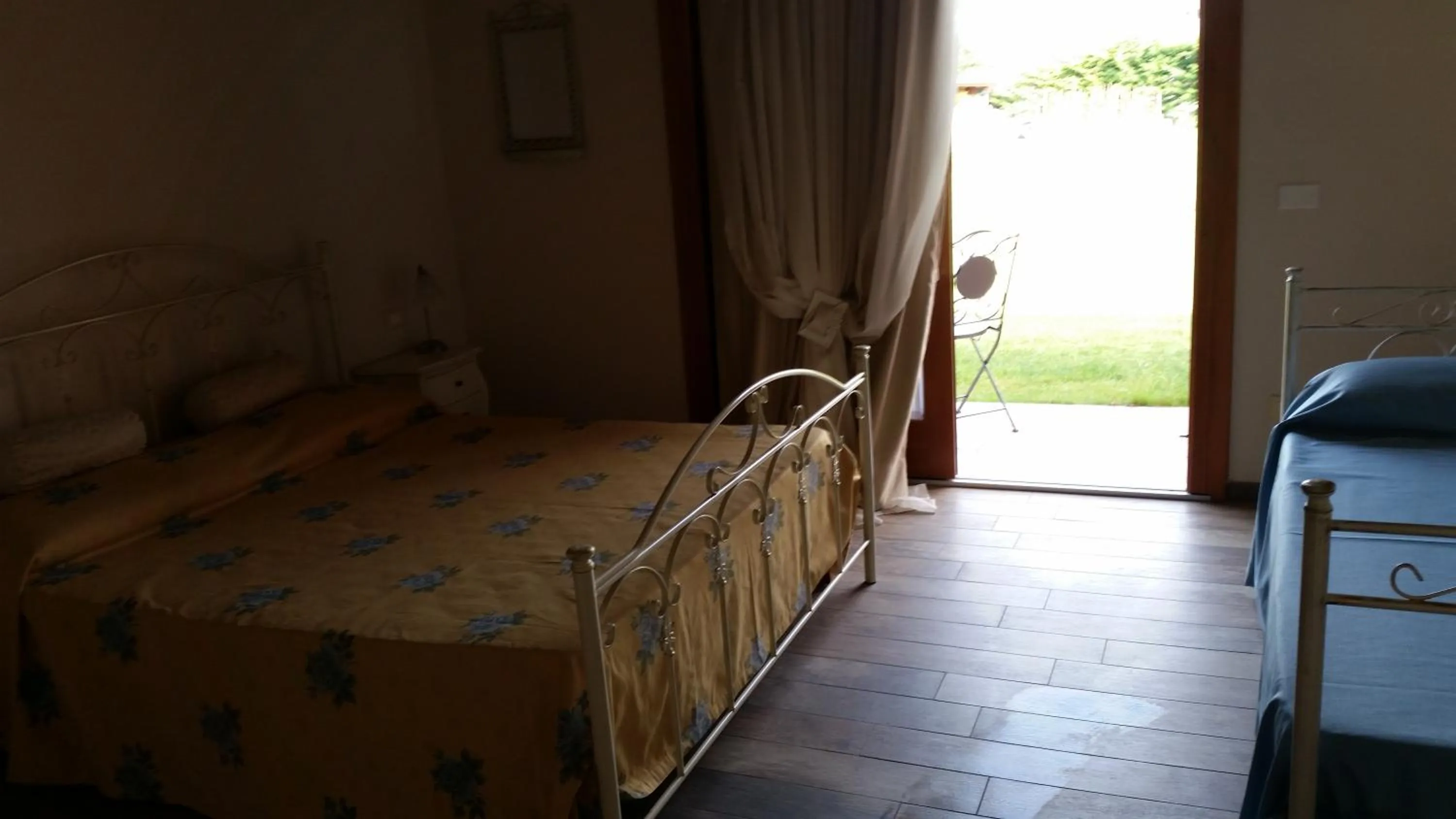 Bed in B&B Maison La Coccola