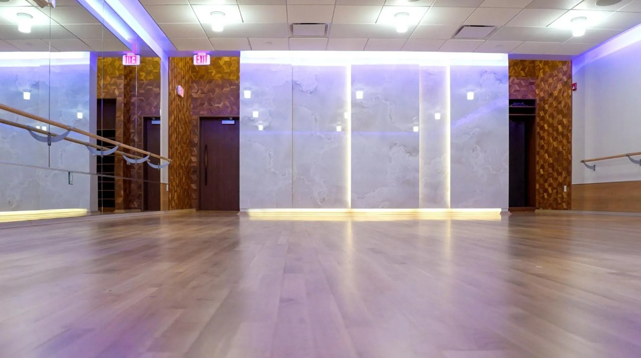 Fitness centre/facilities in Crowne Plaza Englewood by IHG