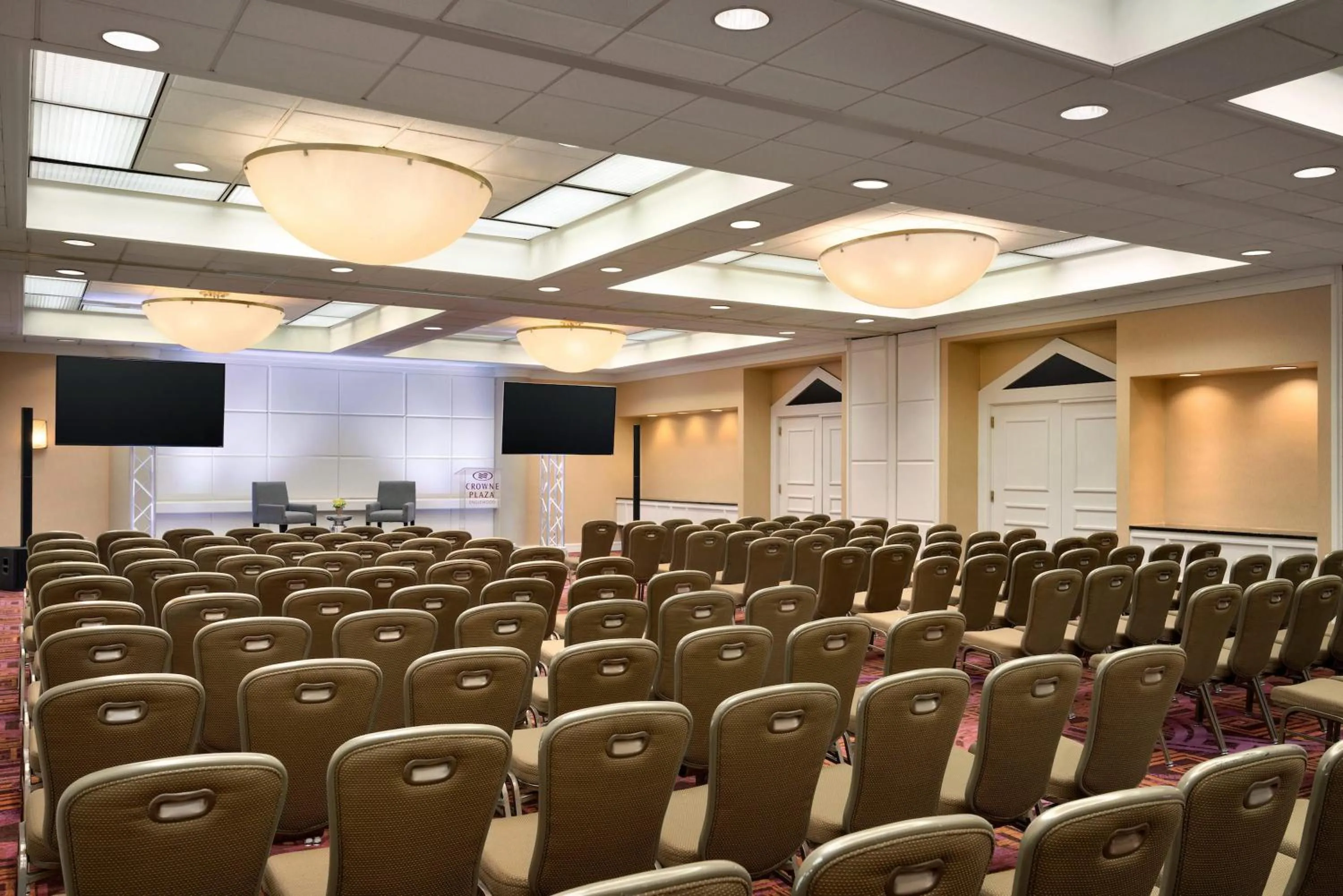 Meeting/conference room in Crowne Plaza Englewood by IHG