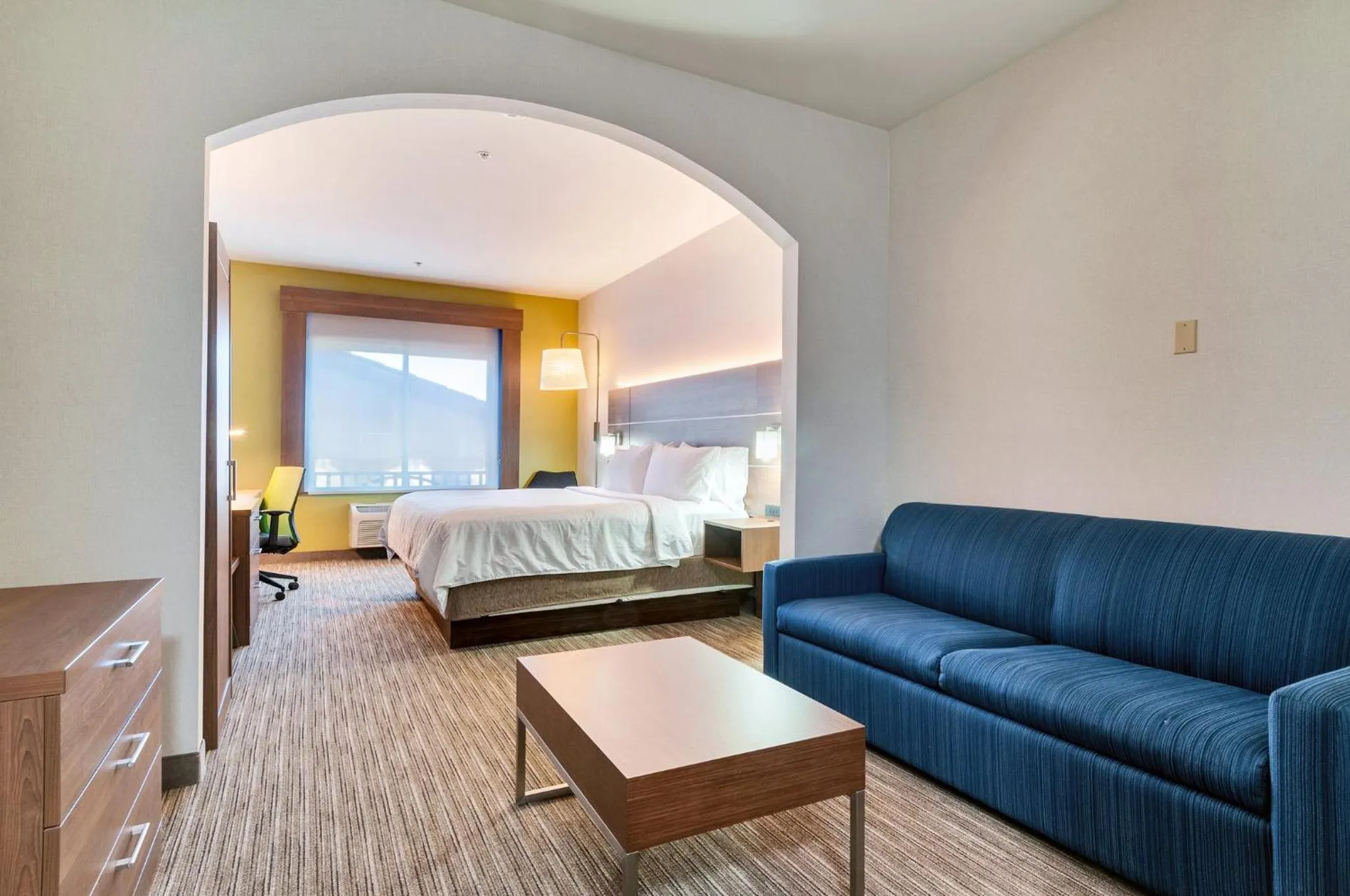 Photo of the whole room, Bed in Holiday Inn Express Hotel & Suites Banning by IHG