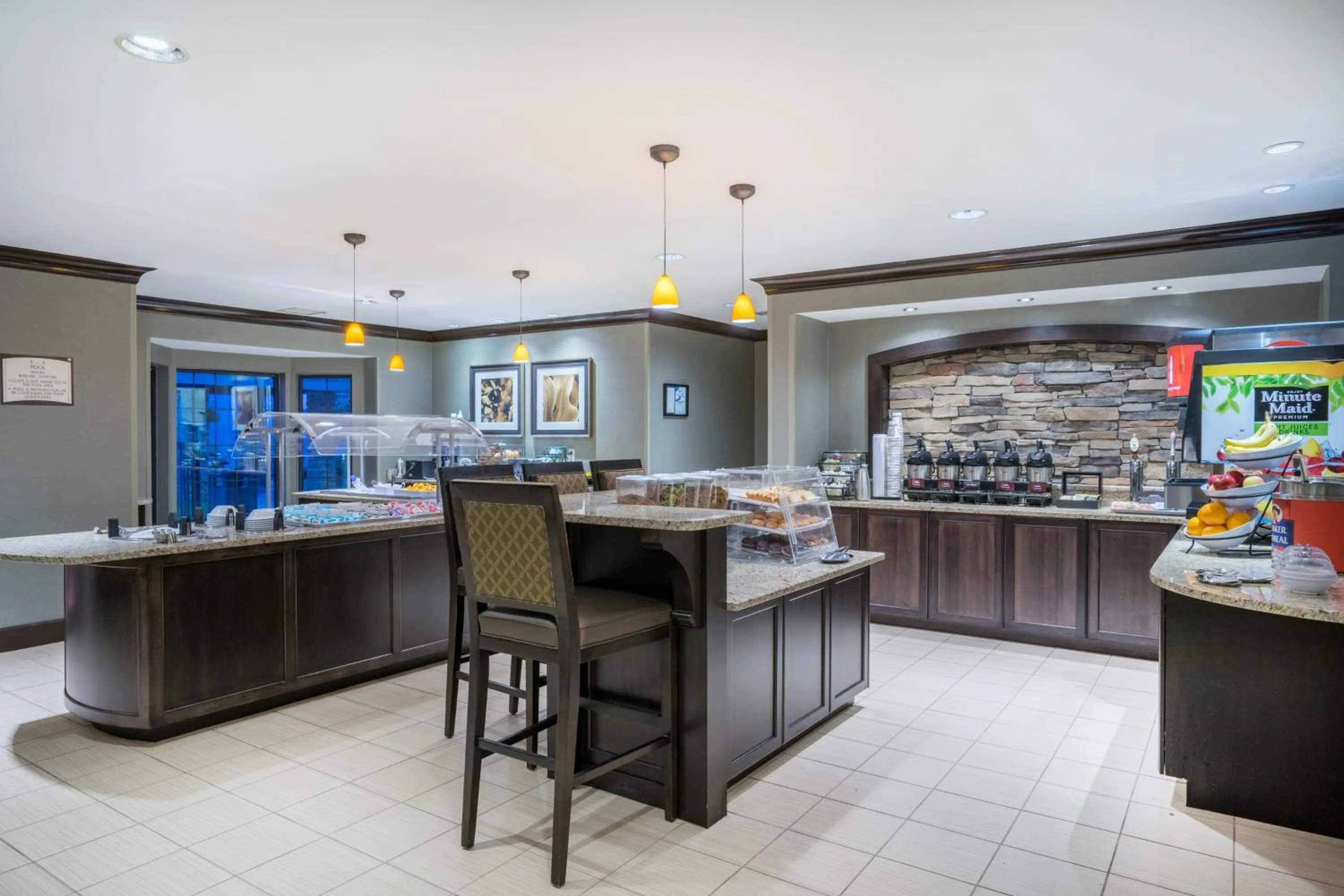 Breakfast in Staybridge Suites Wilmington - Brandywine Valley by IHG