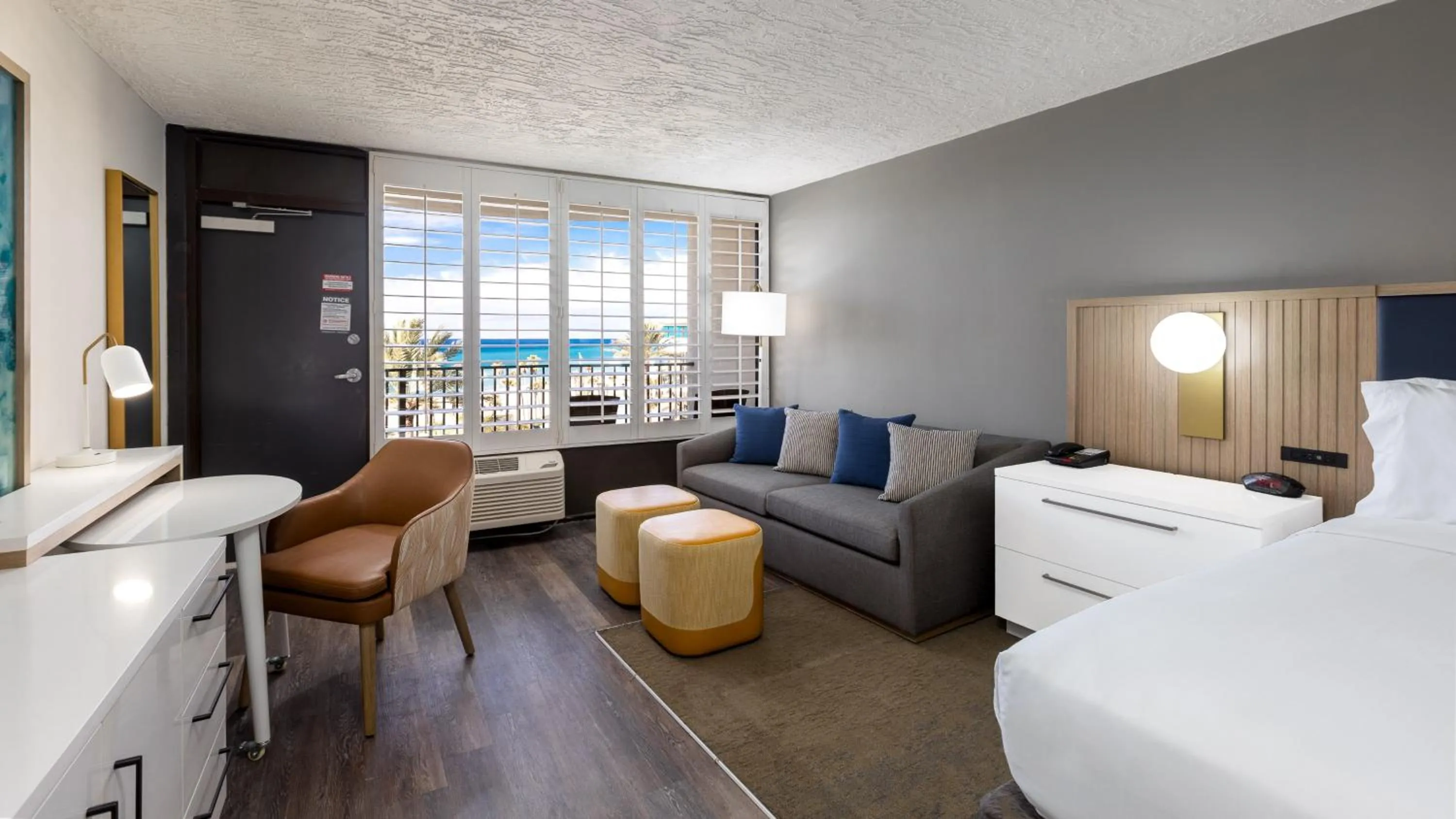 Photo of the whole room, Bed in Holiday Inn Resort Panama City Beach by IHG