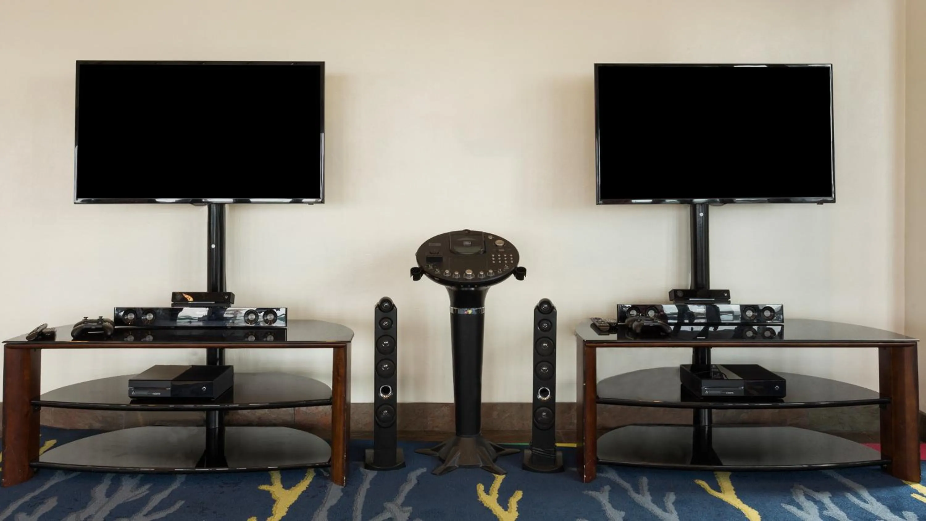 Game Room in Holiday Inn Resort Panama City Beach by IHG