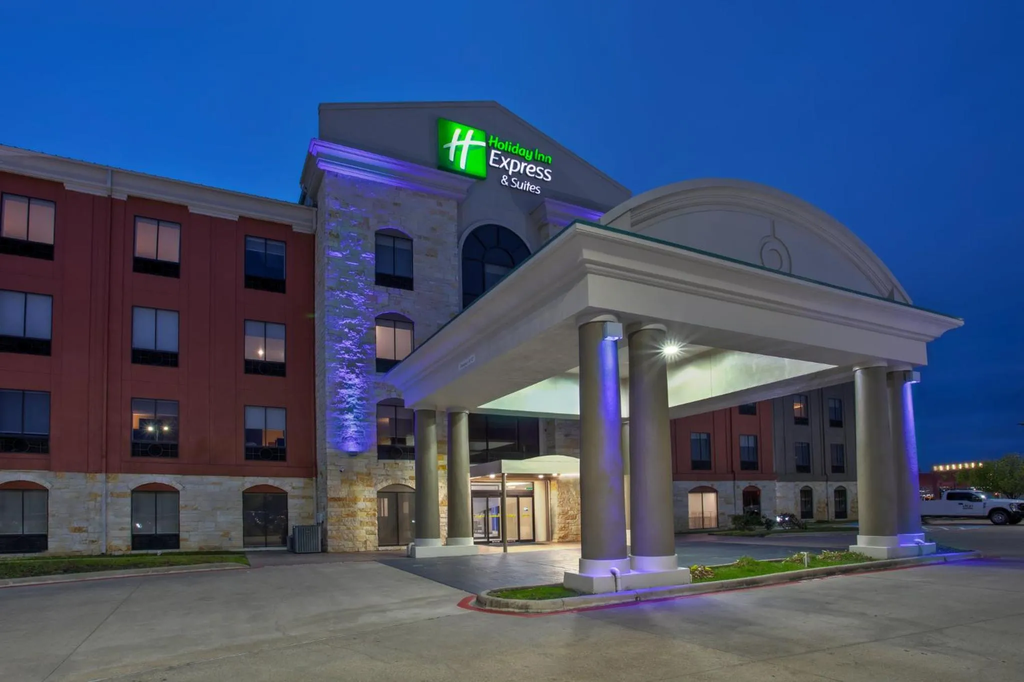 Property building in Holiday Inn Express Hotel and Suites Katy by IHG
