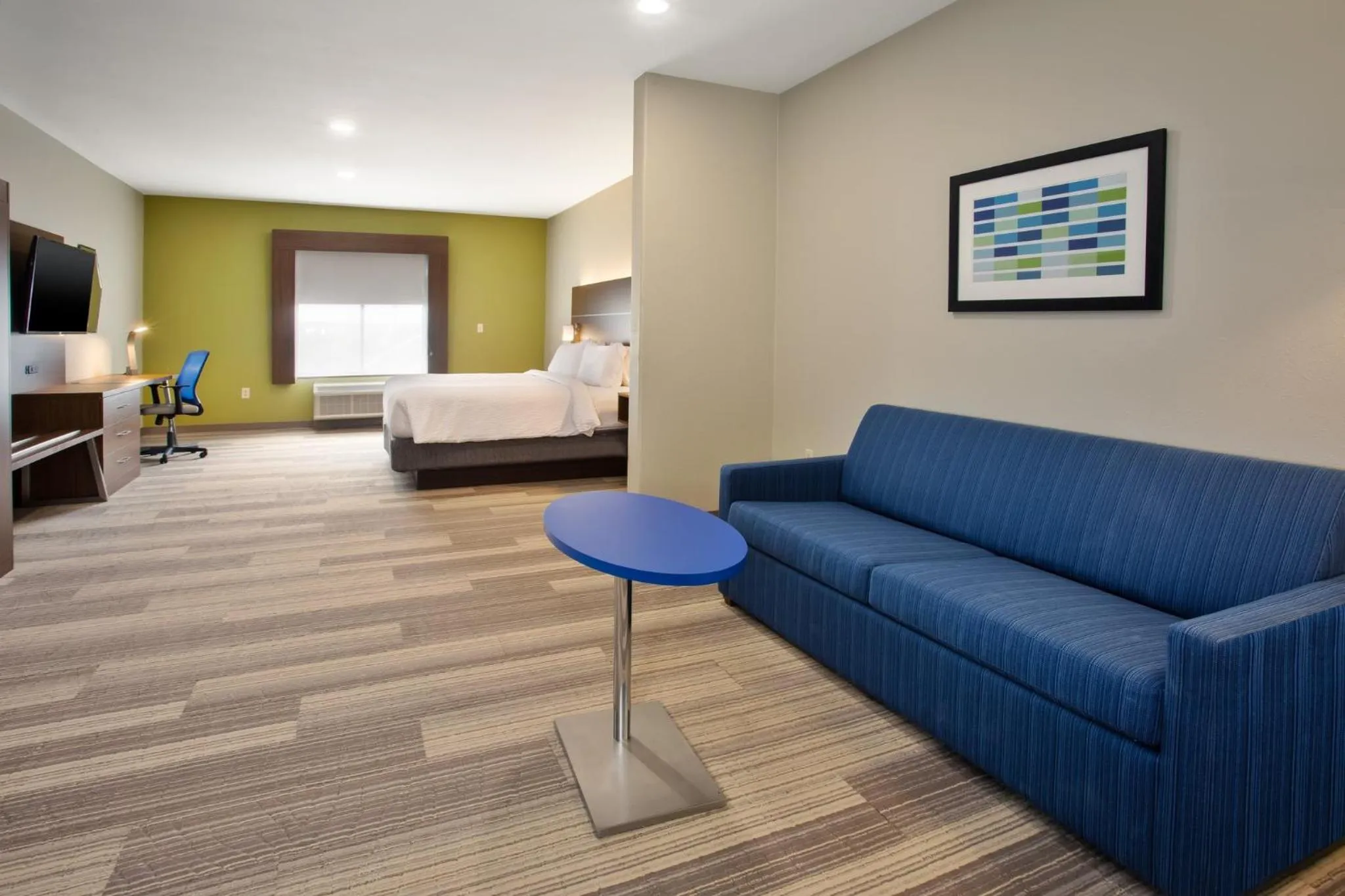 Photo of the whole room, Bed in Holiday Inn Express Hotel and Suites Katy by IHG