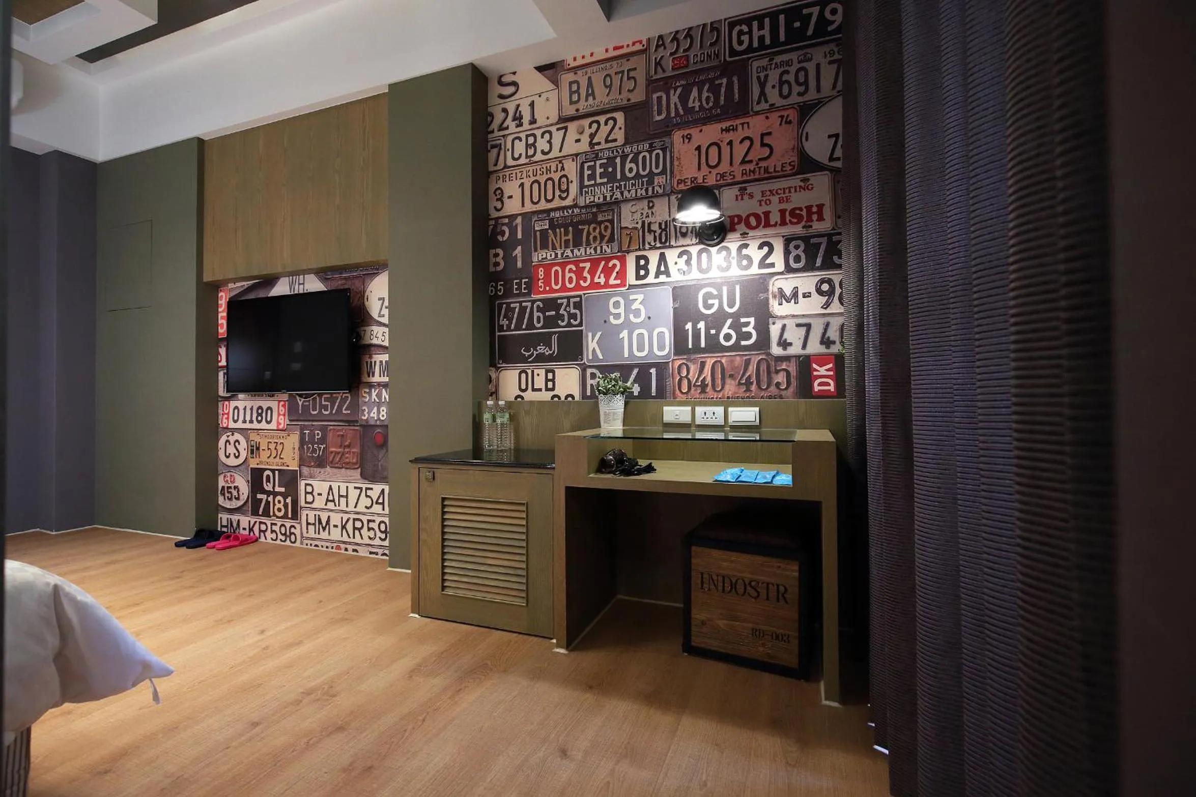 Decorative detail in Buckingham Palace B&B