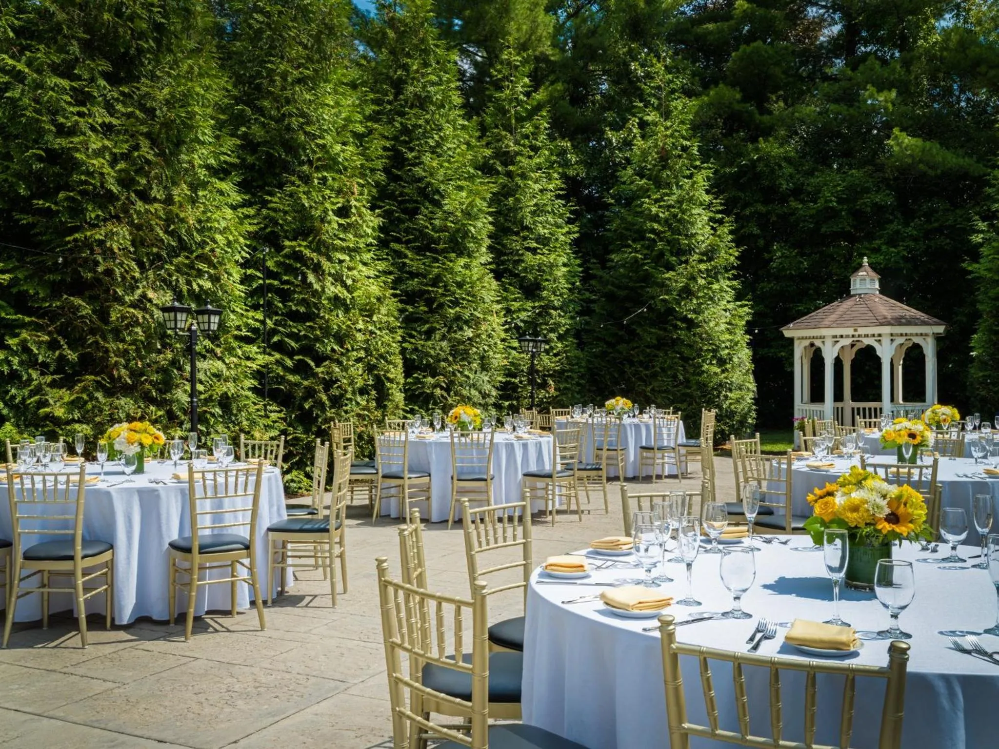 Meeting/conference room in Crowne Plaza Suffern-Mahwah by IHG