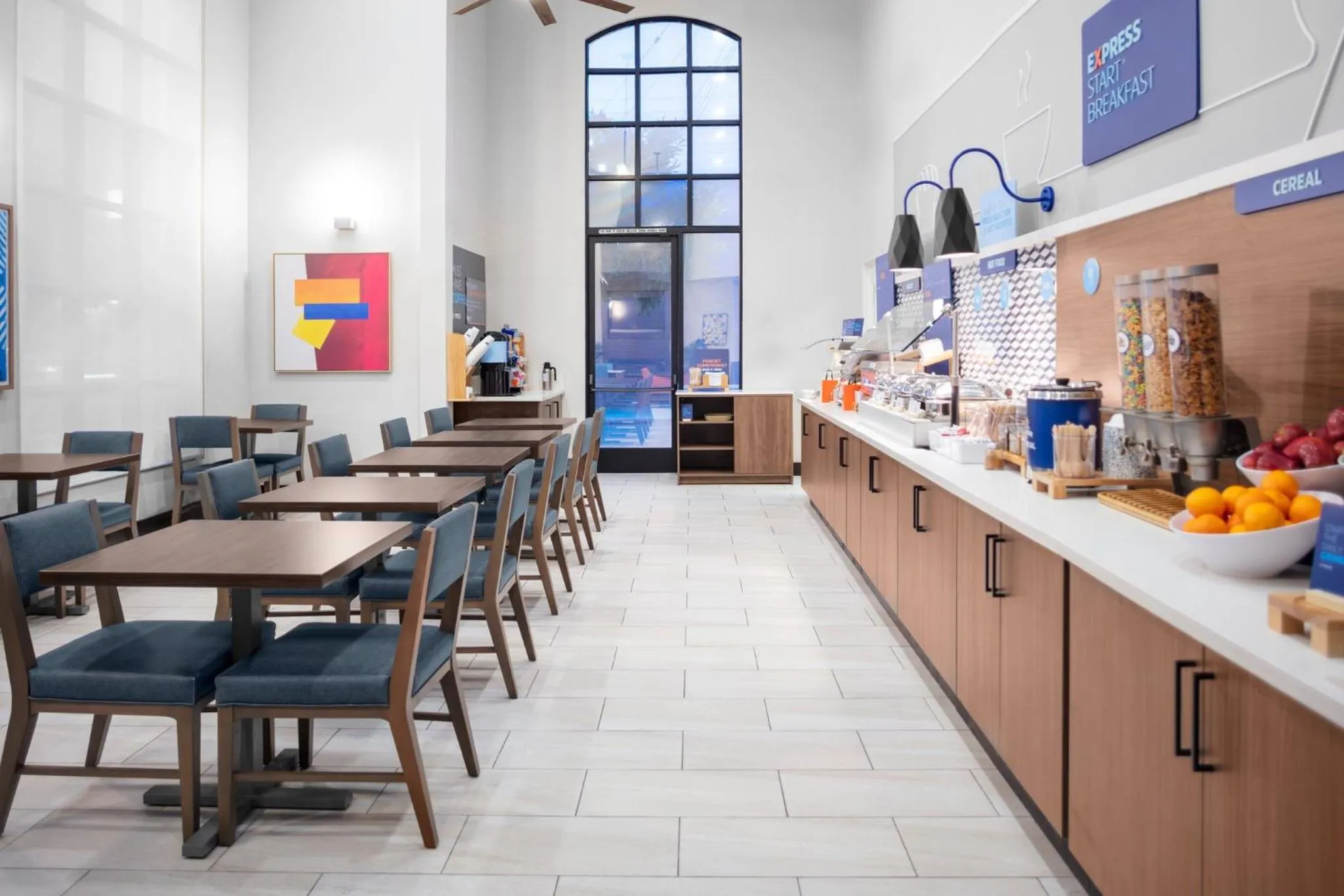 Breakfast in Holiday Inn Express Hotel & Suites Hermosa Beach by IHG