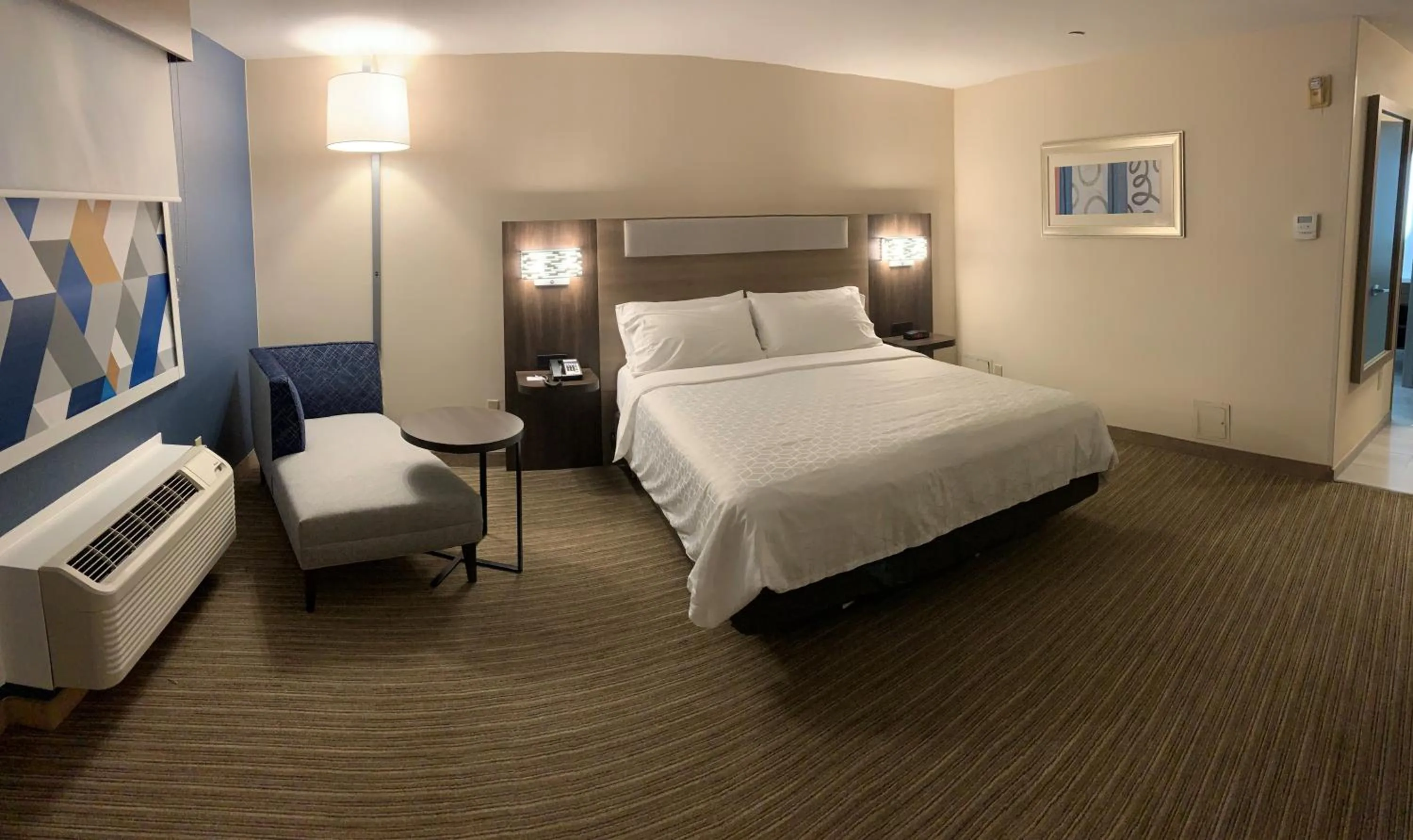 Bed in Holiday Inn Express Hotel & Suites Hermosa Beach by IHG